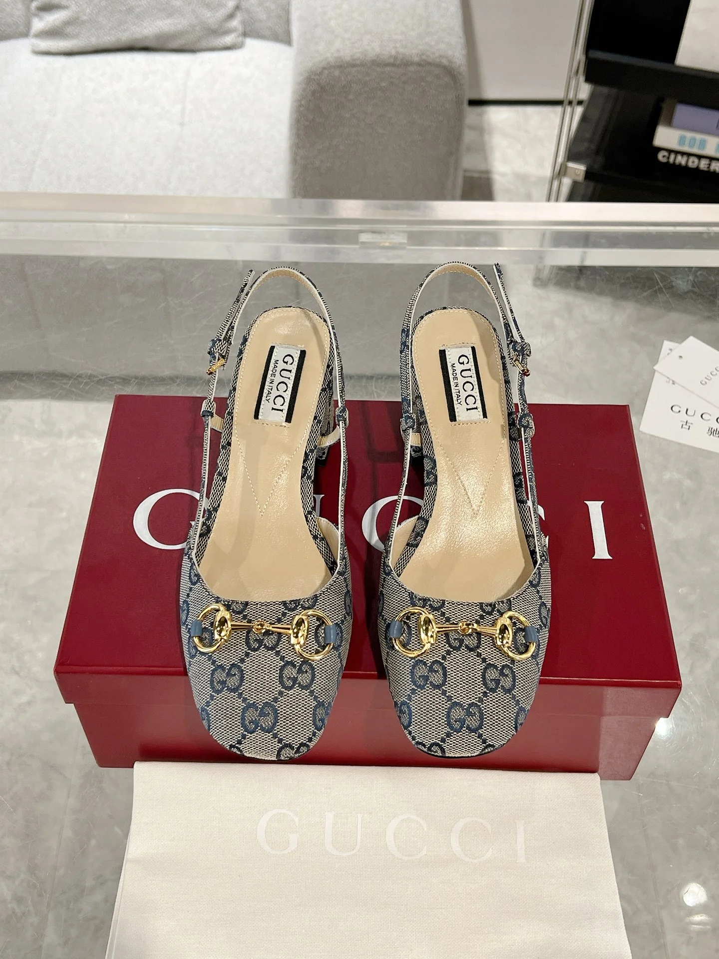 Gucc 25fw slingback chunky heels
