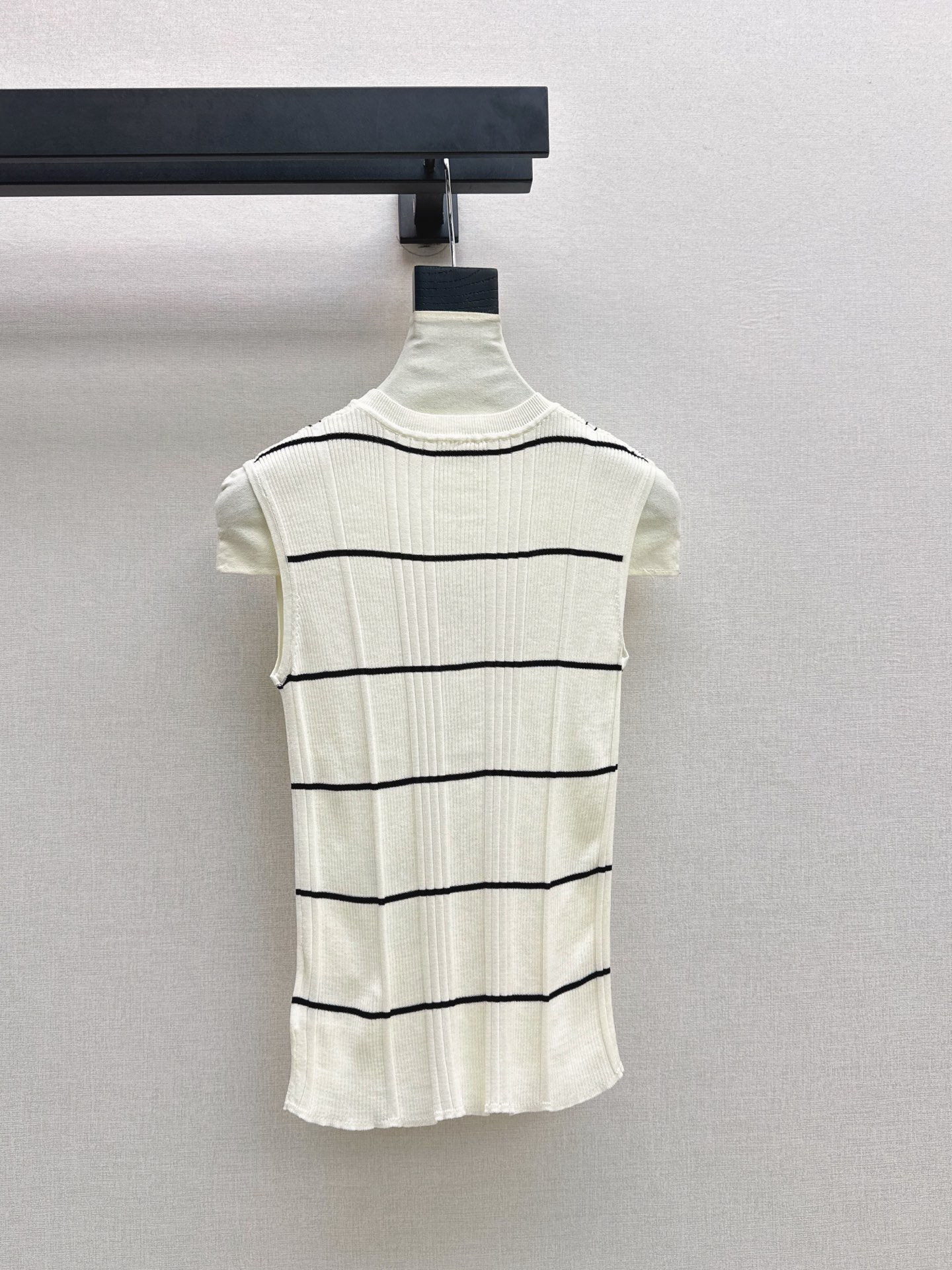 Max 26fw check knit vest