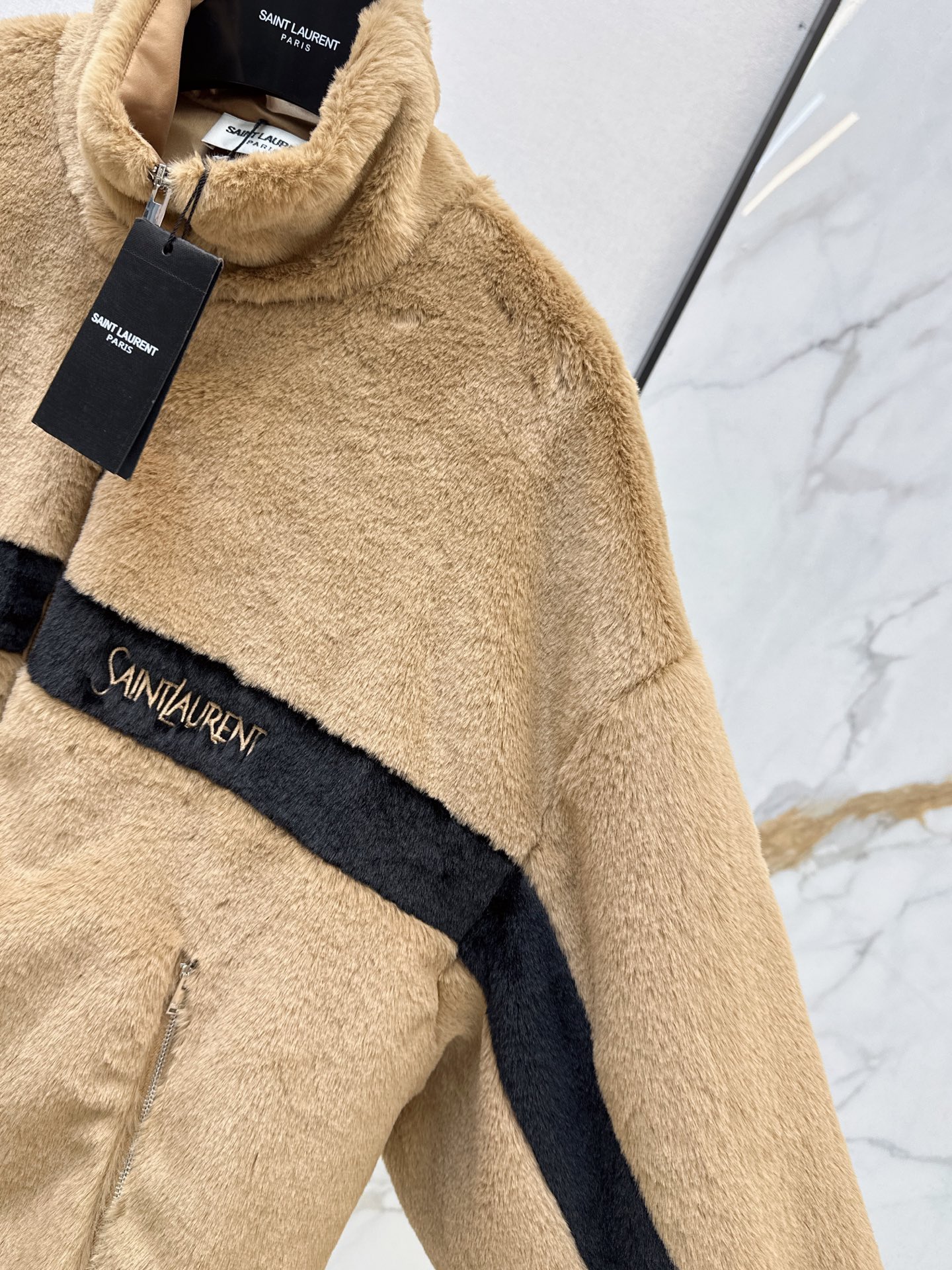 Sain 26fw contrast-panel plush fleece zip jacket