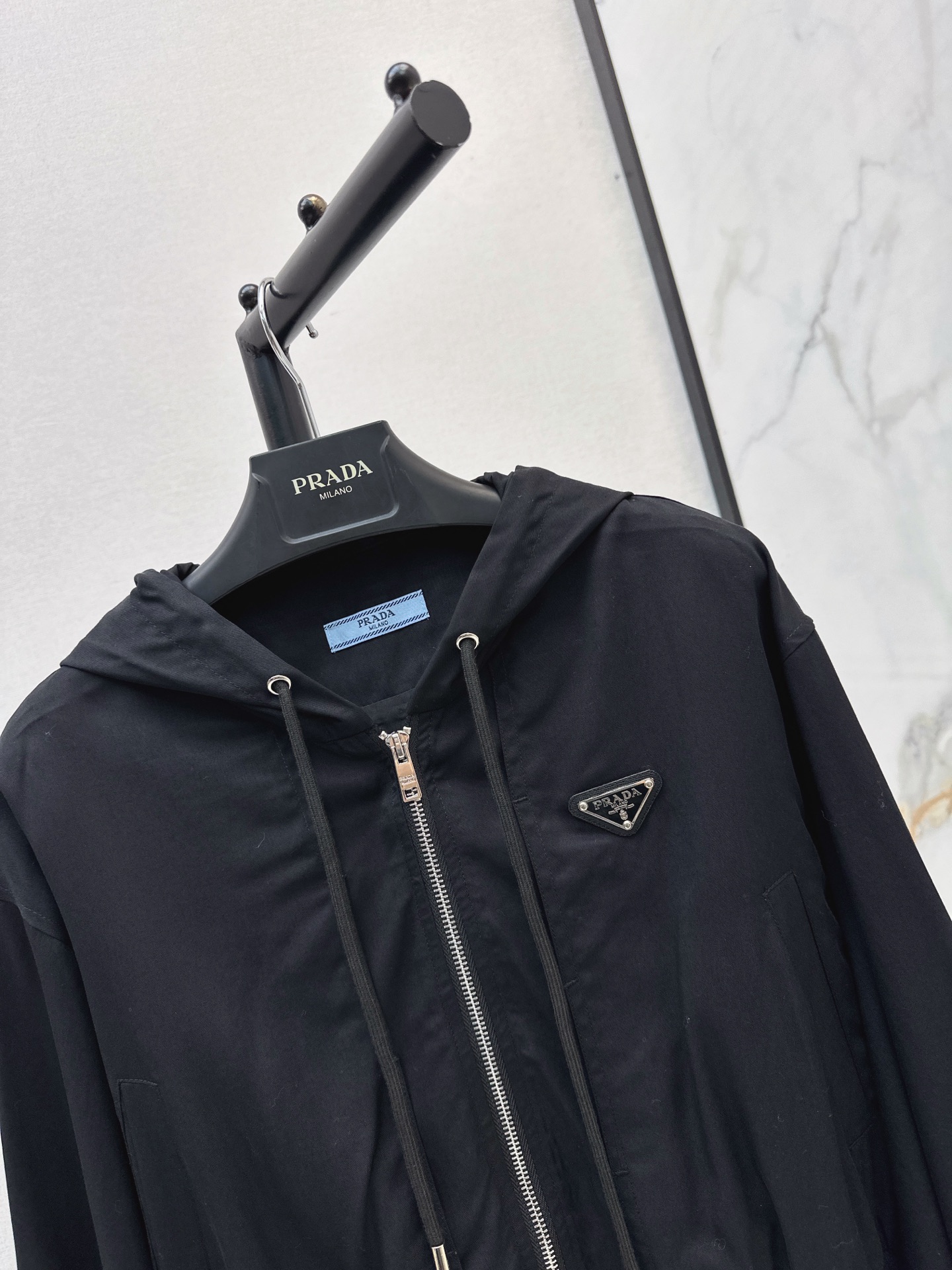 Pra 26fw cropped hooded jacket