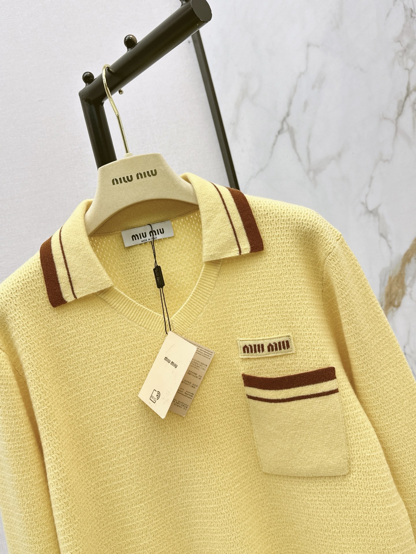 Miu 26fw cashmere knit sweater