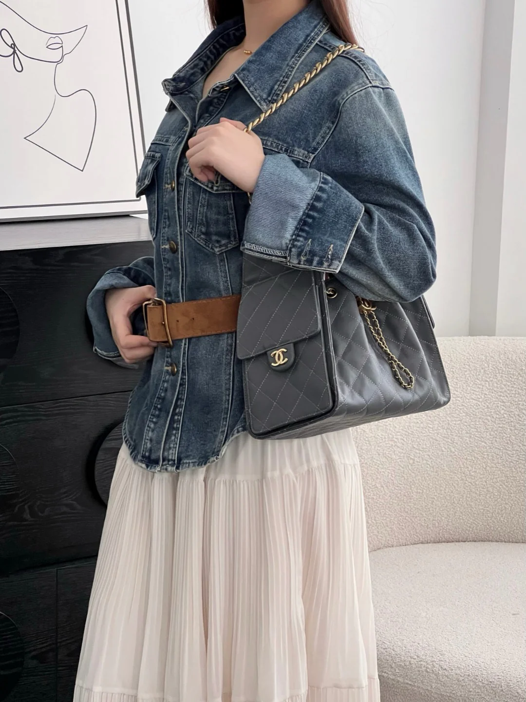 Chan 25B hobo bags