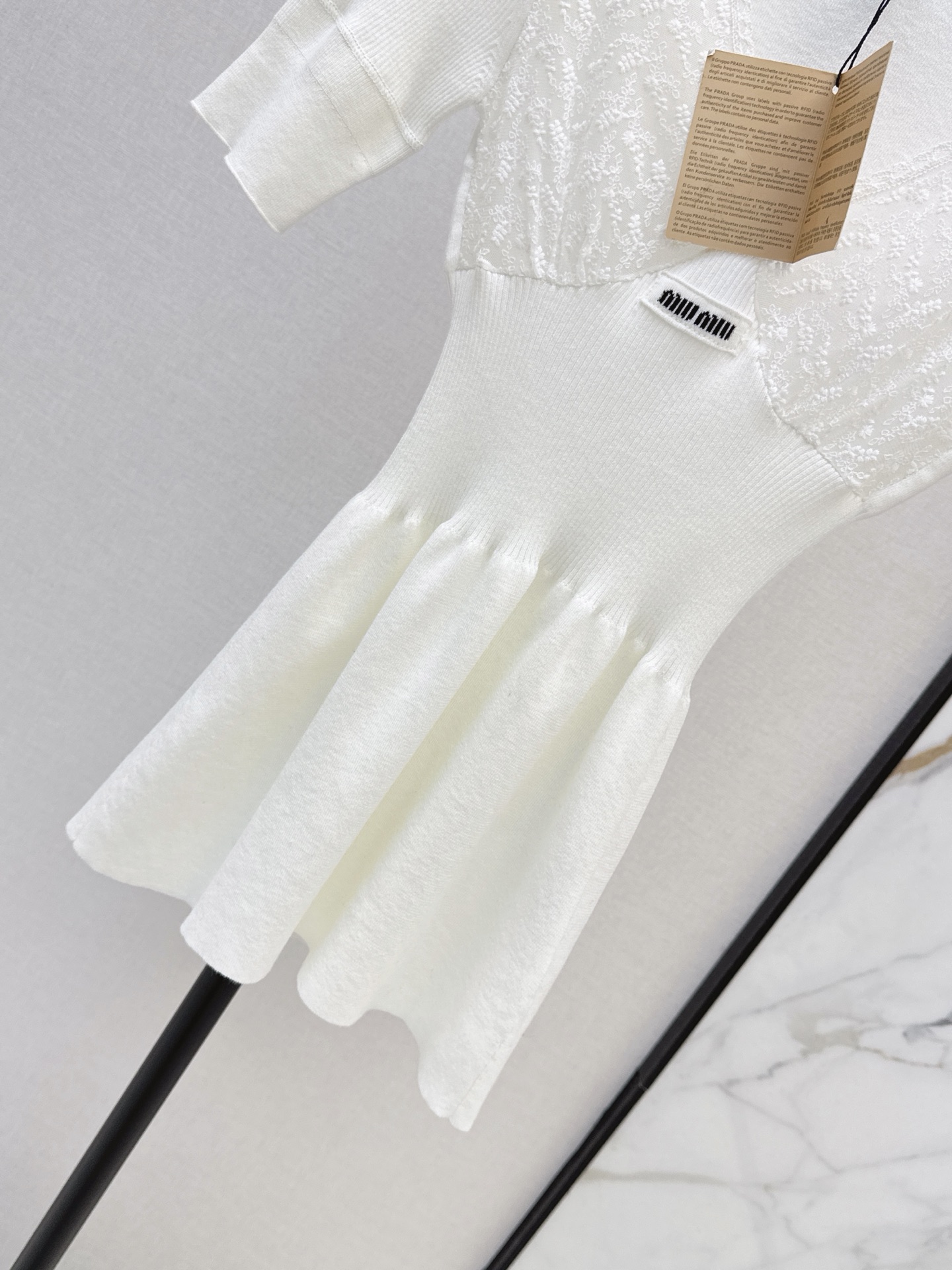 Miu 26fw lace trim knit top