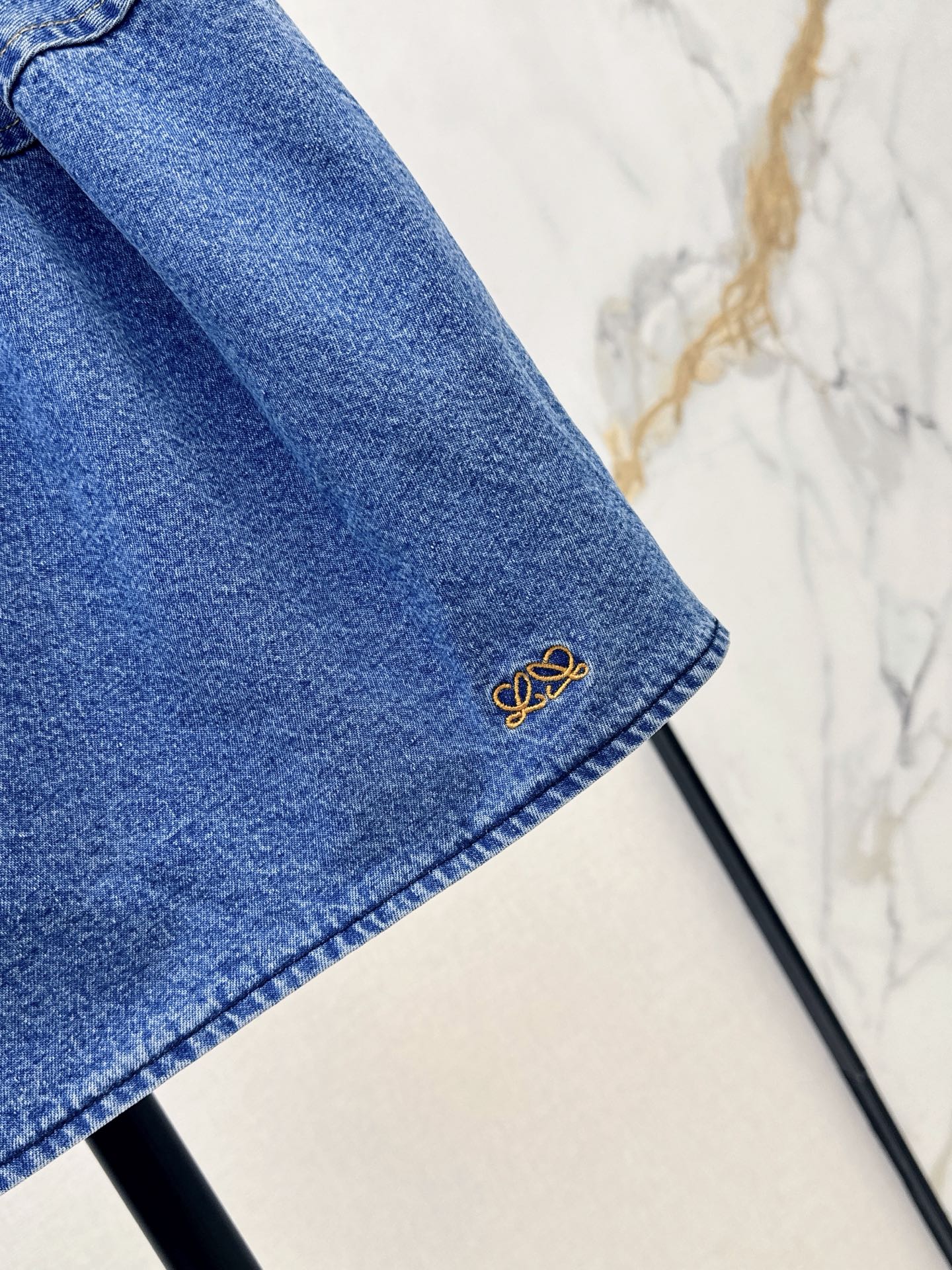 Loe 26fw denim skirt