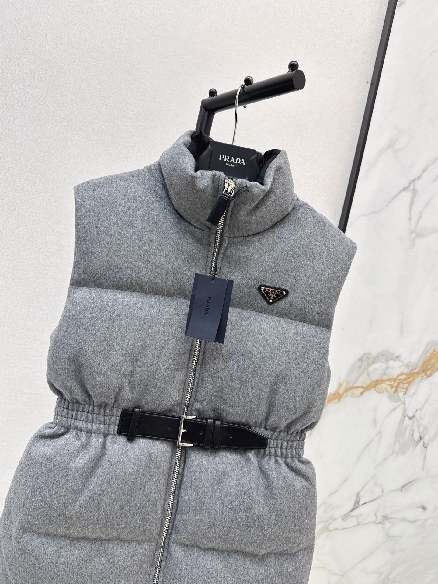 Pra 26fw woolen belted down vest