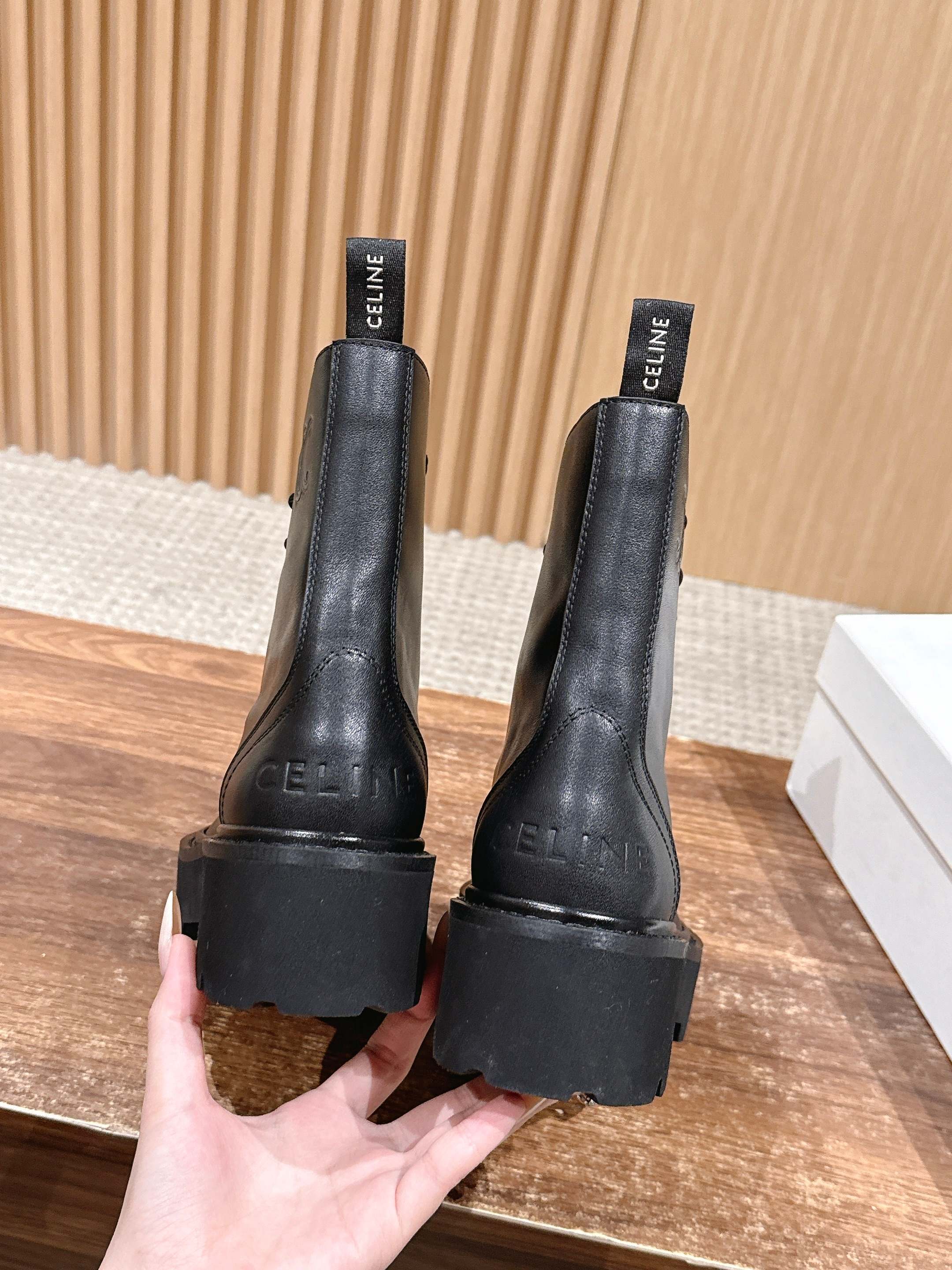 Celi 25fw combat boots