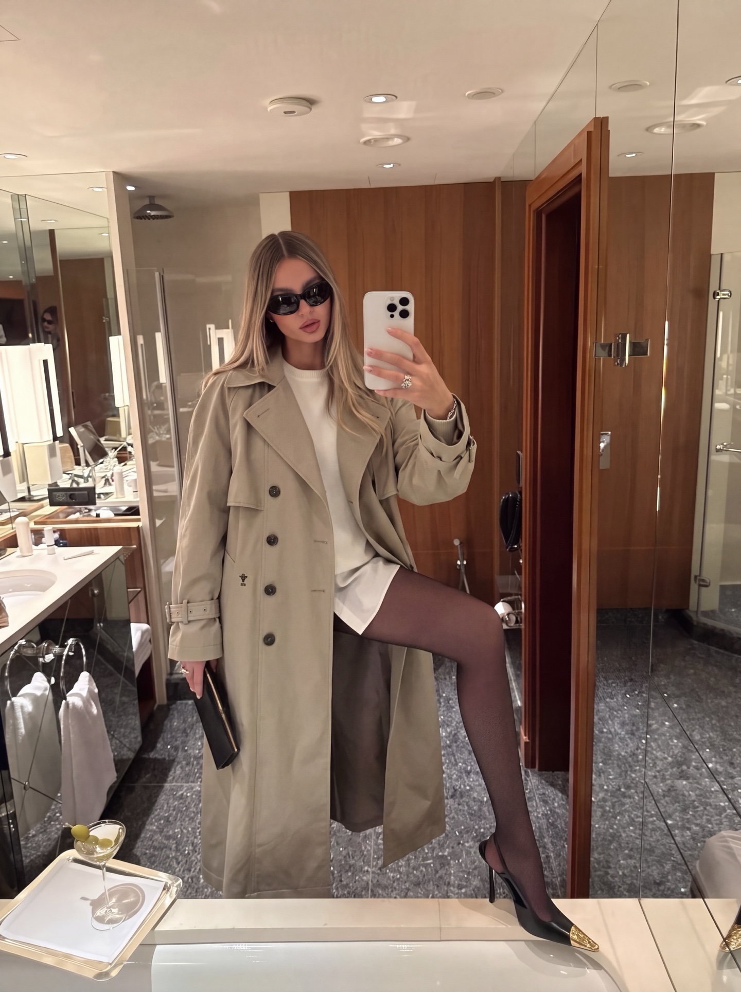 CD 26fw trench coats