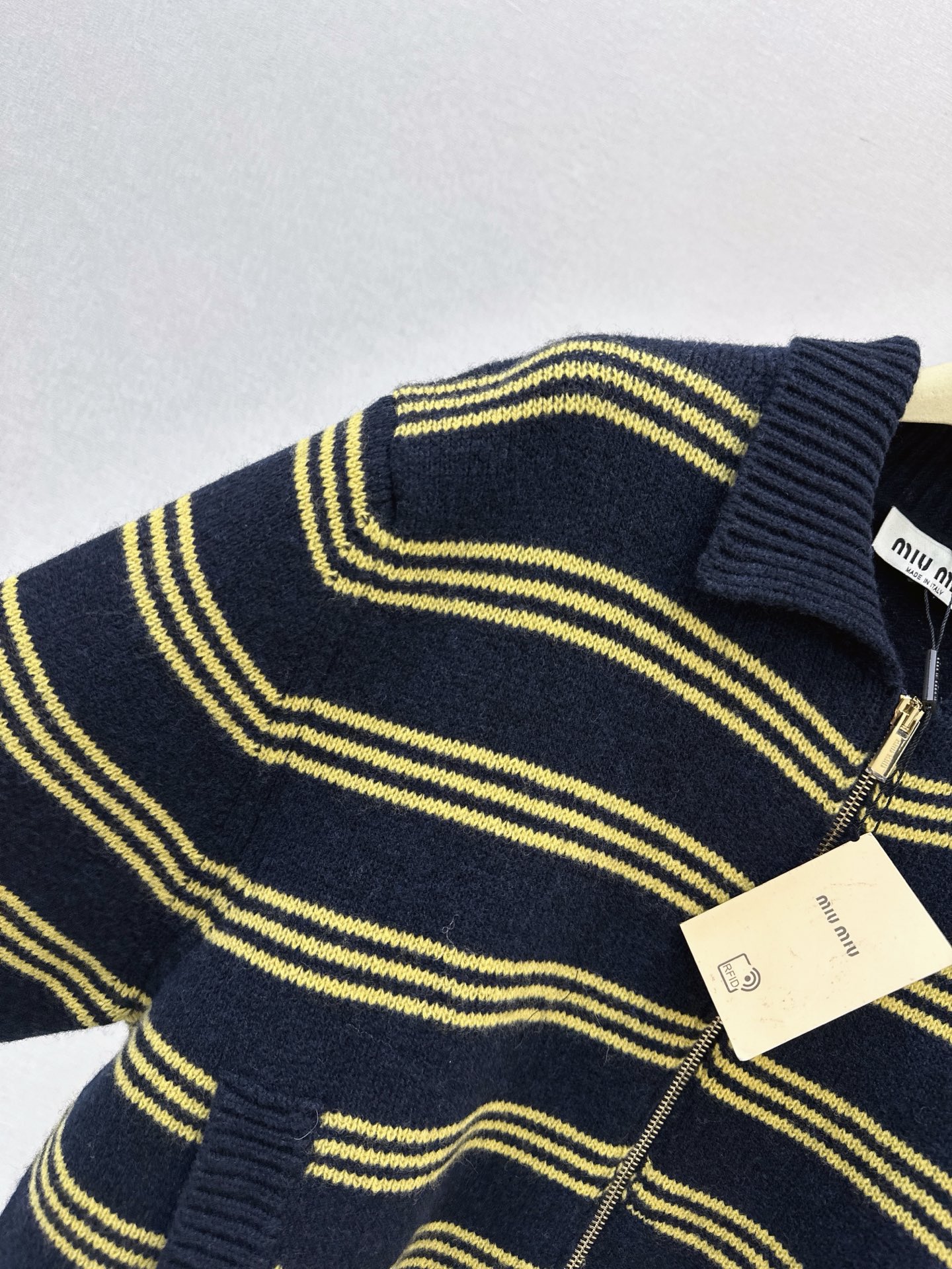 Miu 26fw stripe zipper cardigan