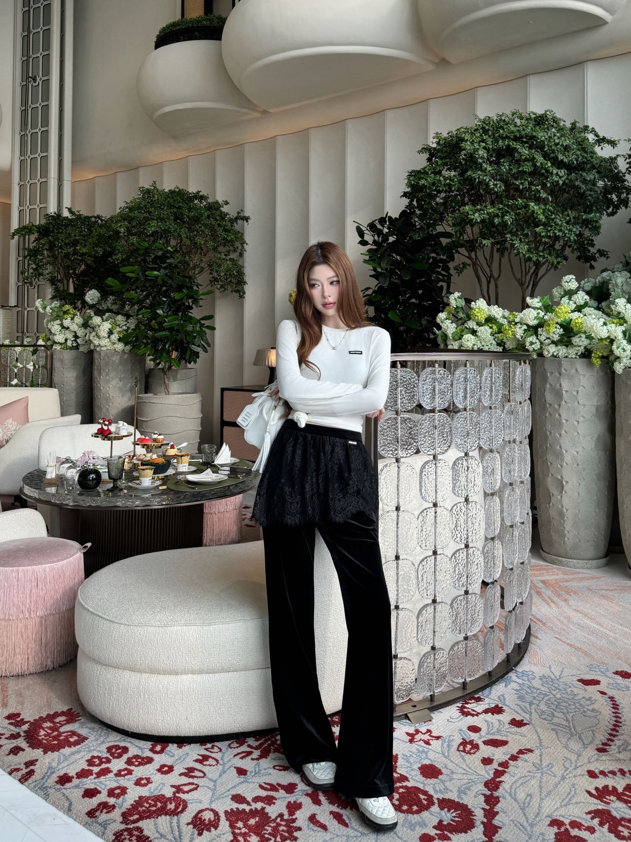 Miu 26fw lace-overlay velvet flared pants