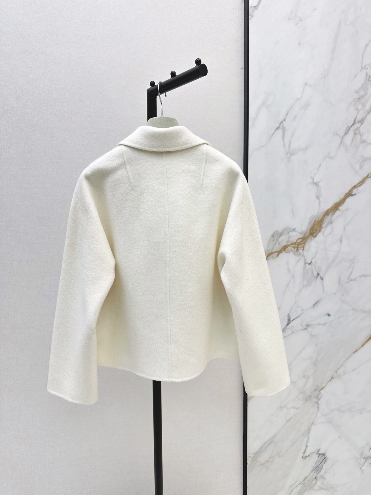 Her 26fw embroidery jacket