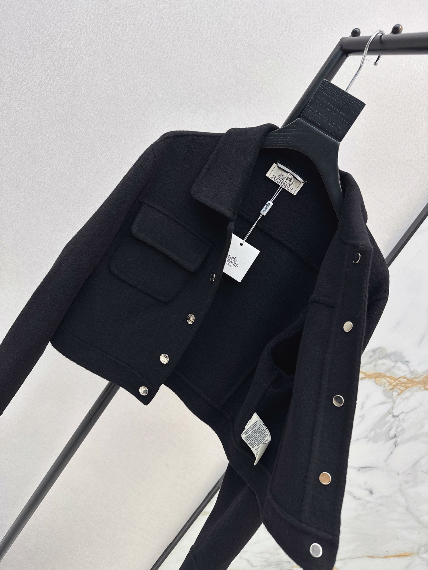 Her 26fw cashmere cropped jacket