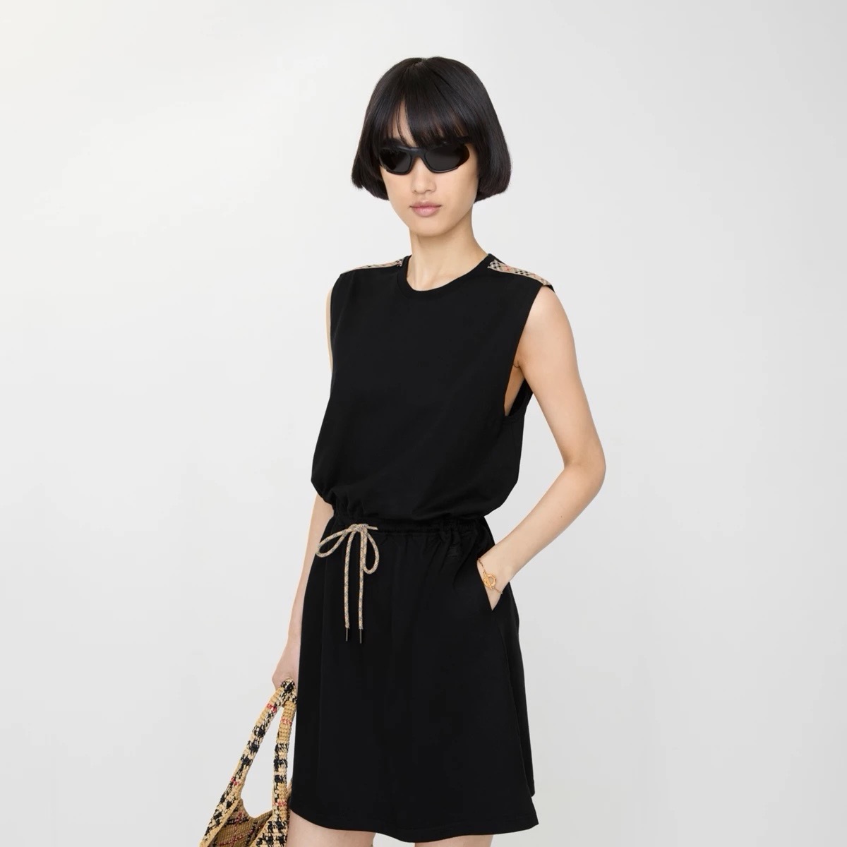 Bur 26ss sleeveless dress