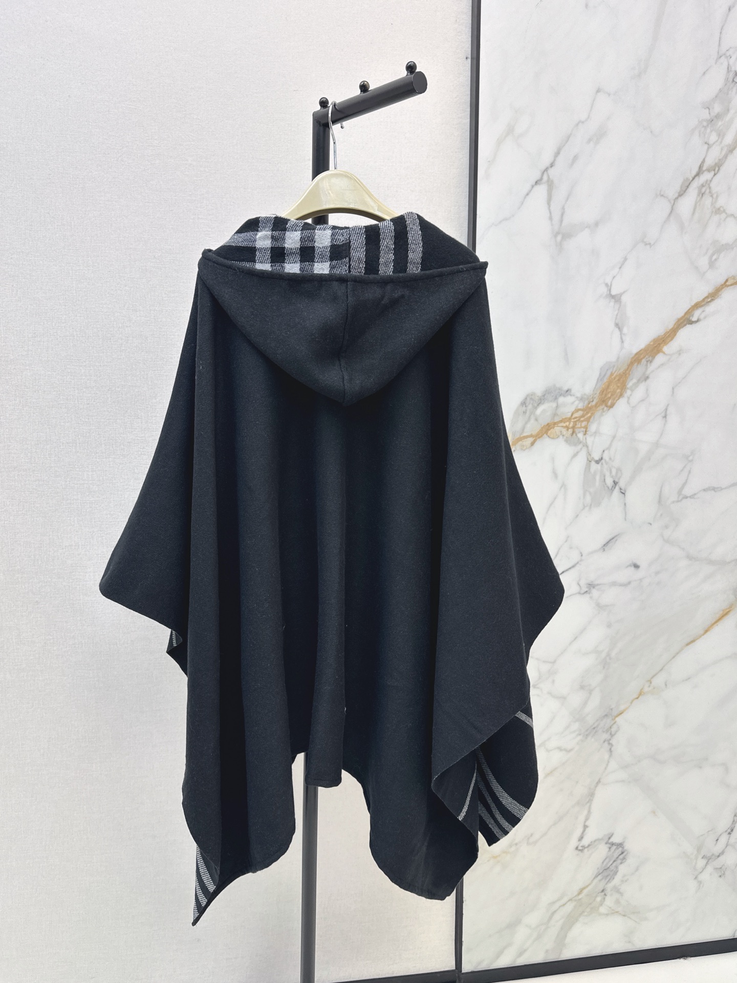 Bur 26fw wool shawls