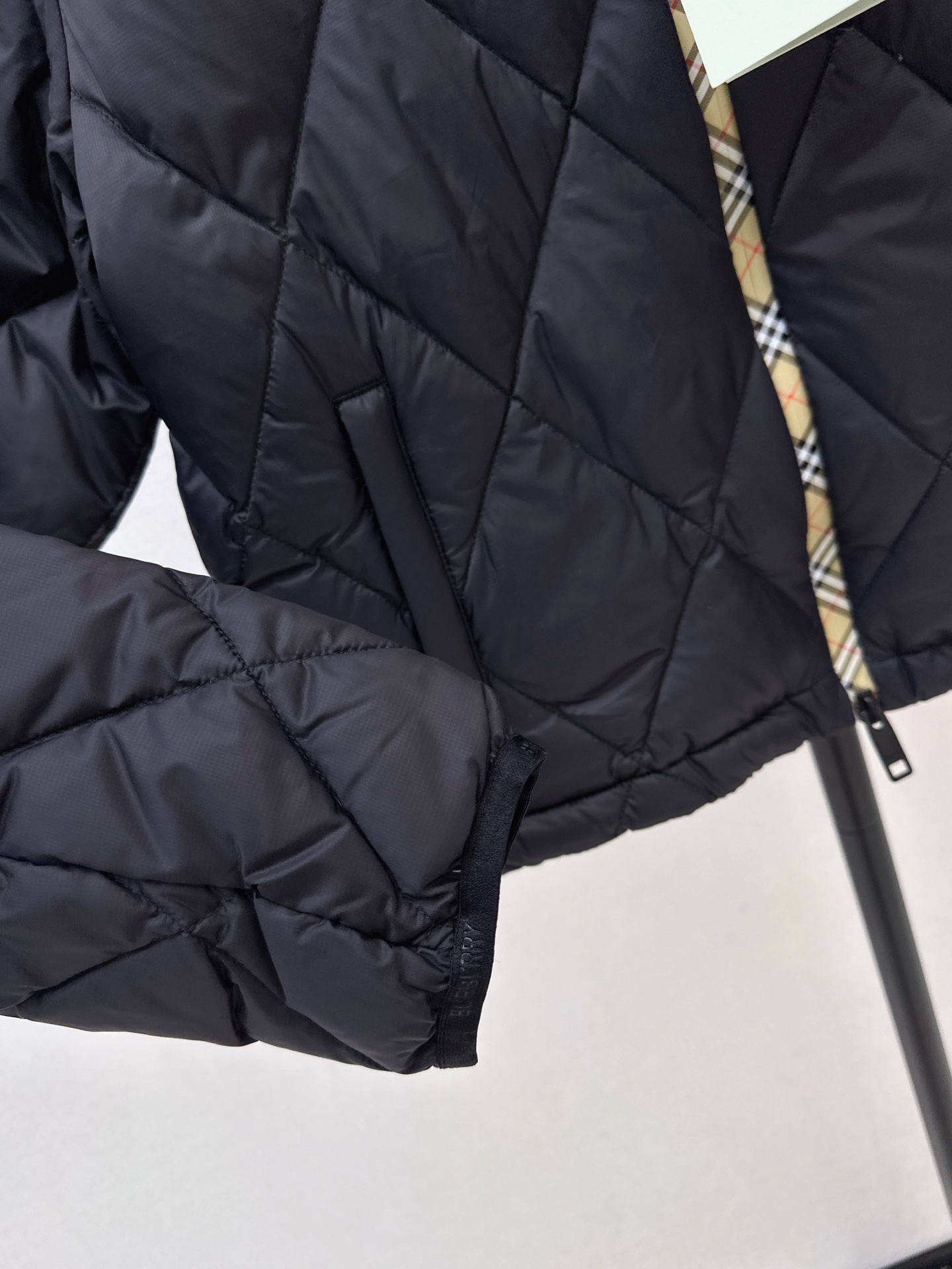 Bur 26fw down jacket