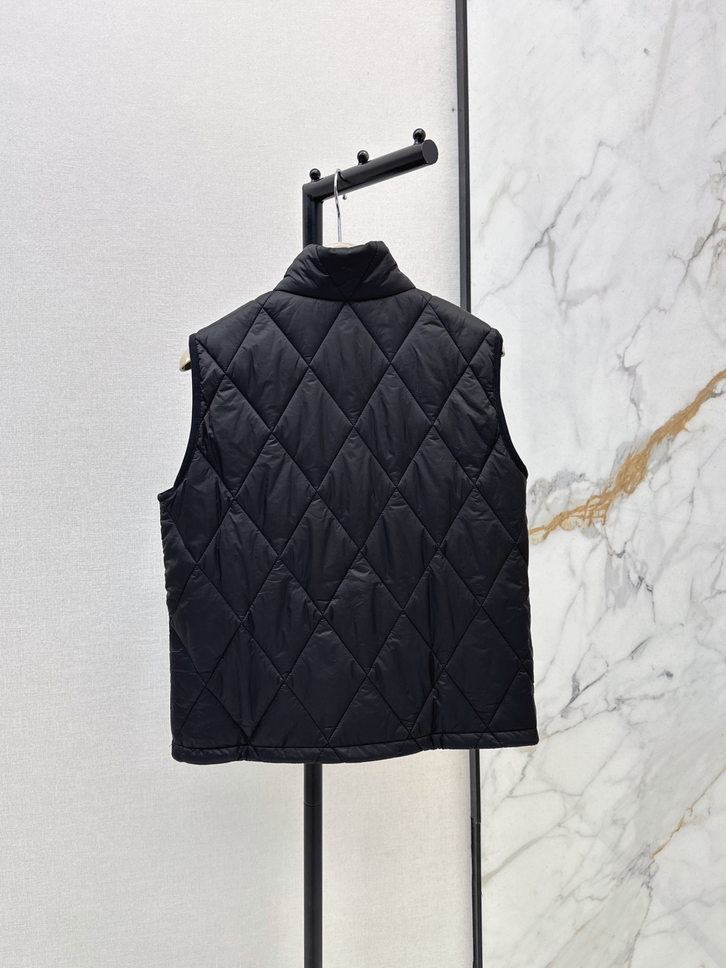 Bur 26fw padded vest