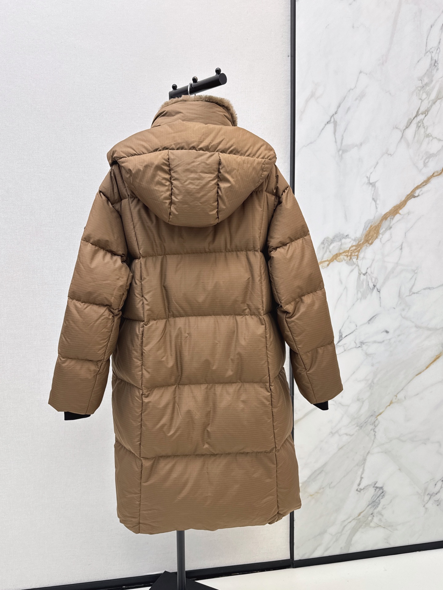 Pra 26fw hooded long down jacket