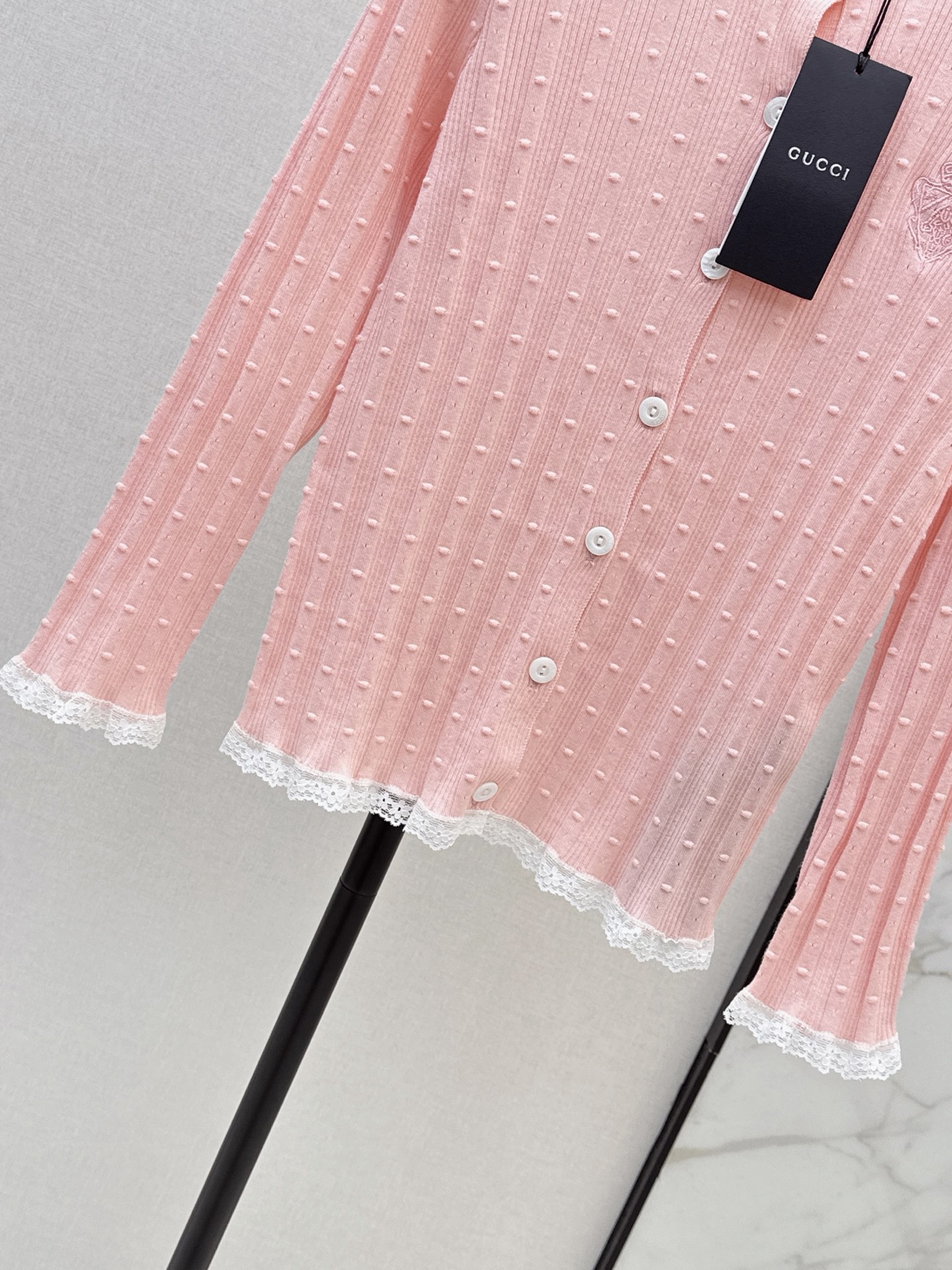 Guc 26fw lace trim knit cardigan