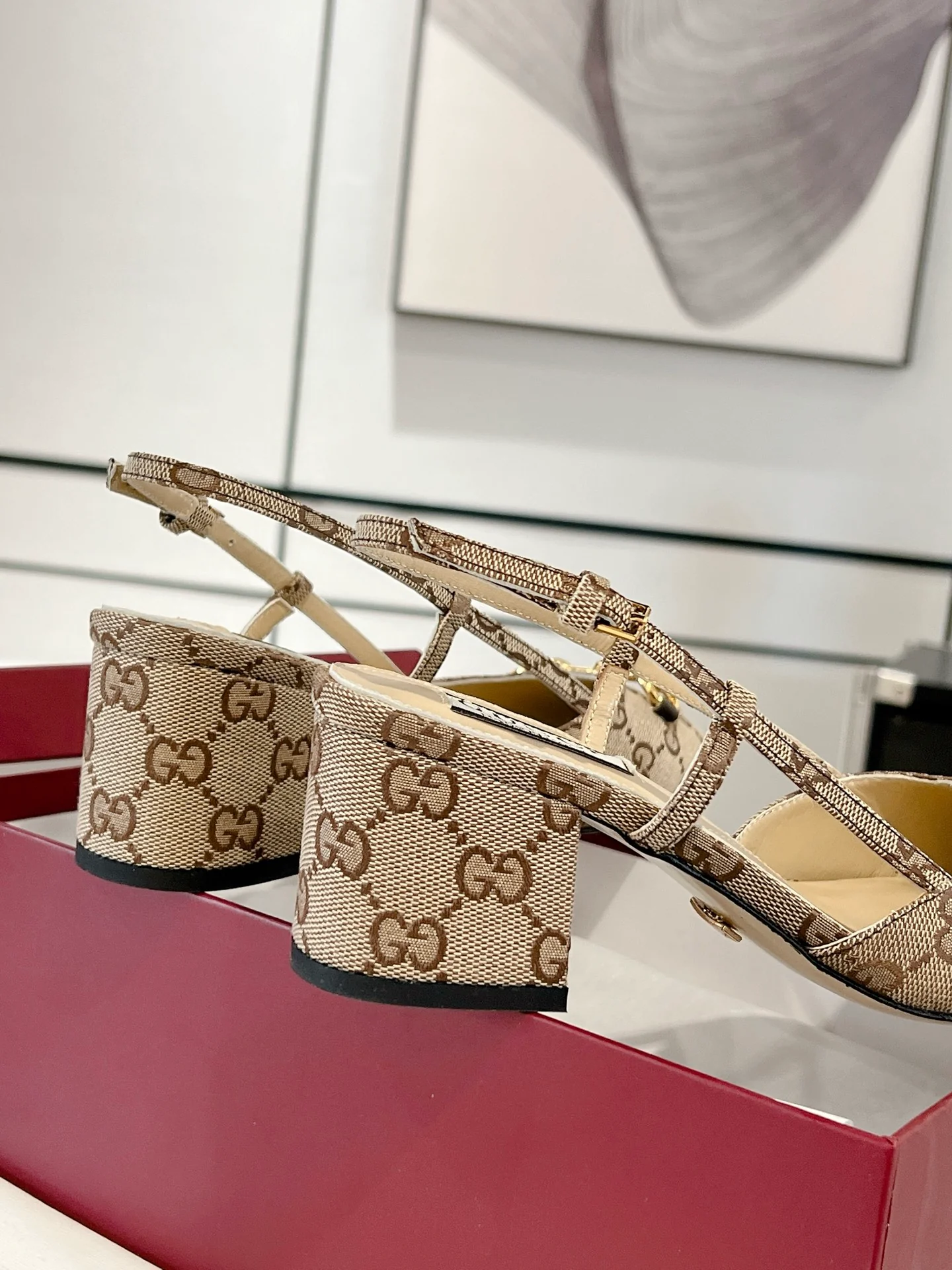 Gucc 25fw slingback chunky heels