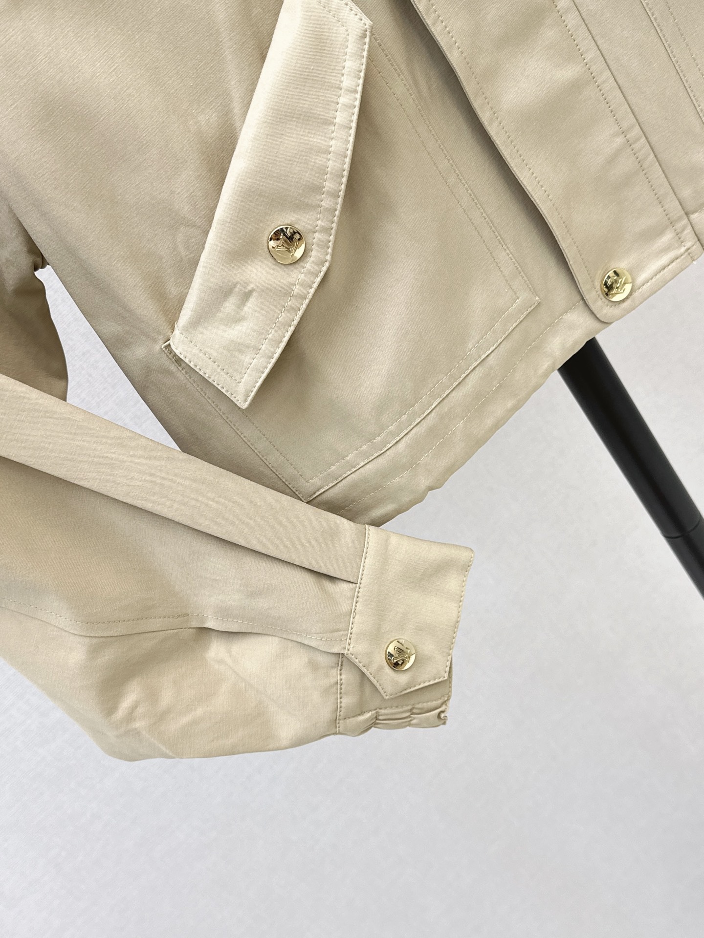 Loui 26fw stand collar jacket