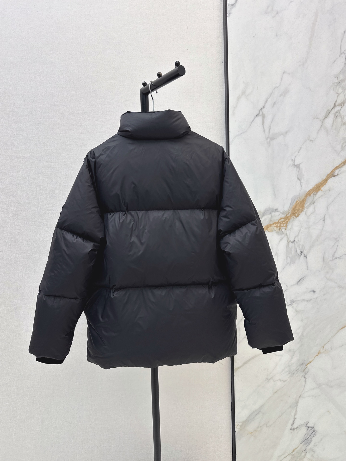 Celi 26fw down jacket