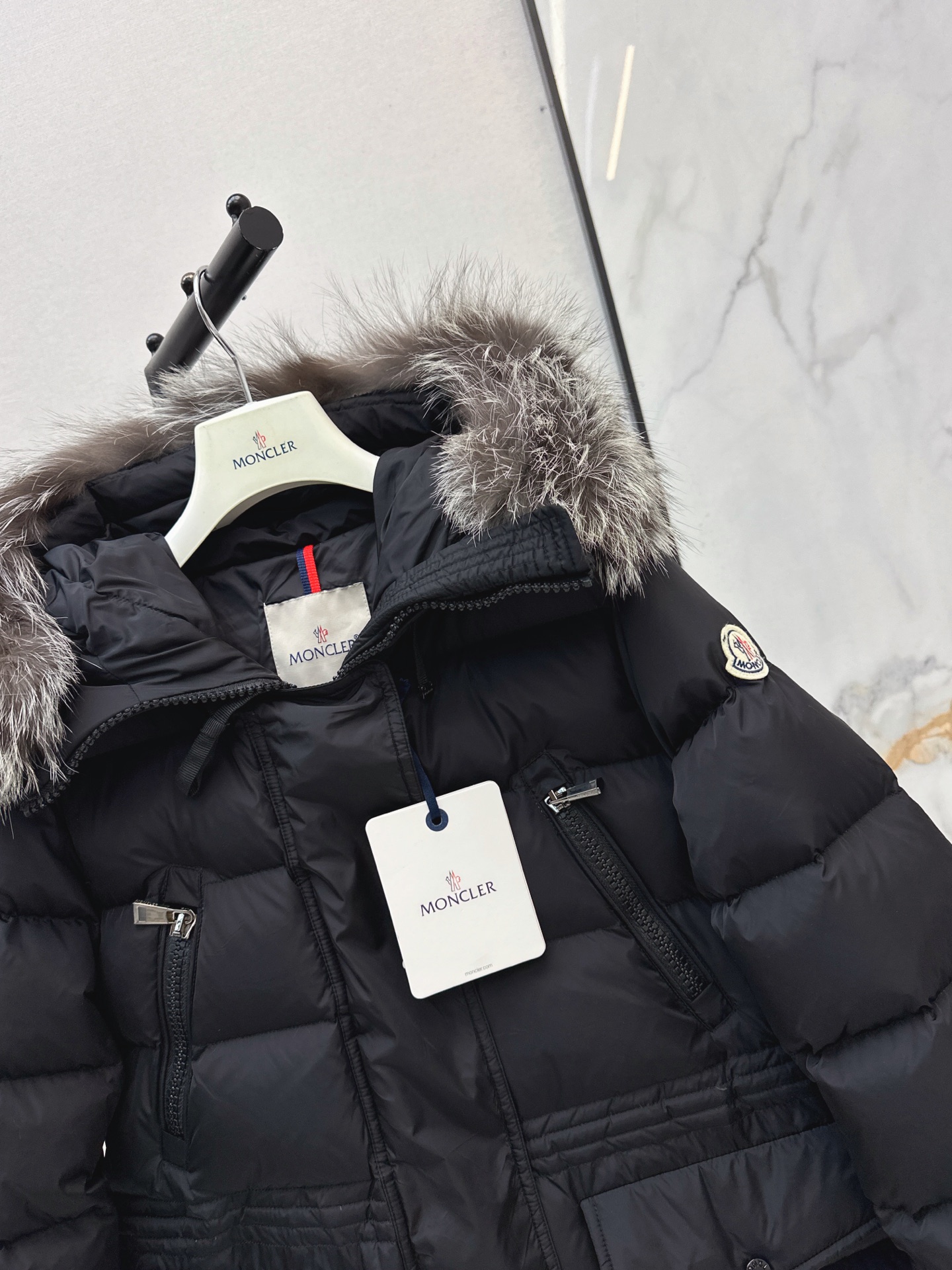 Monc 26fw fur-trim hooded down jacket