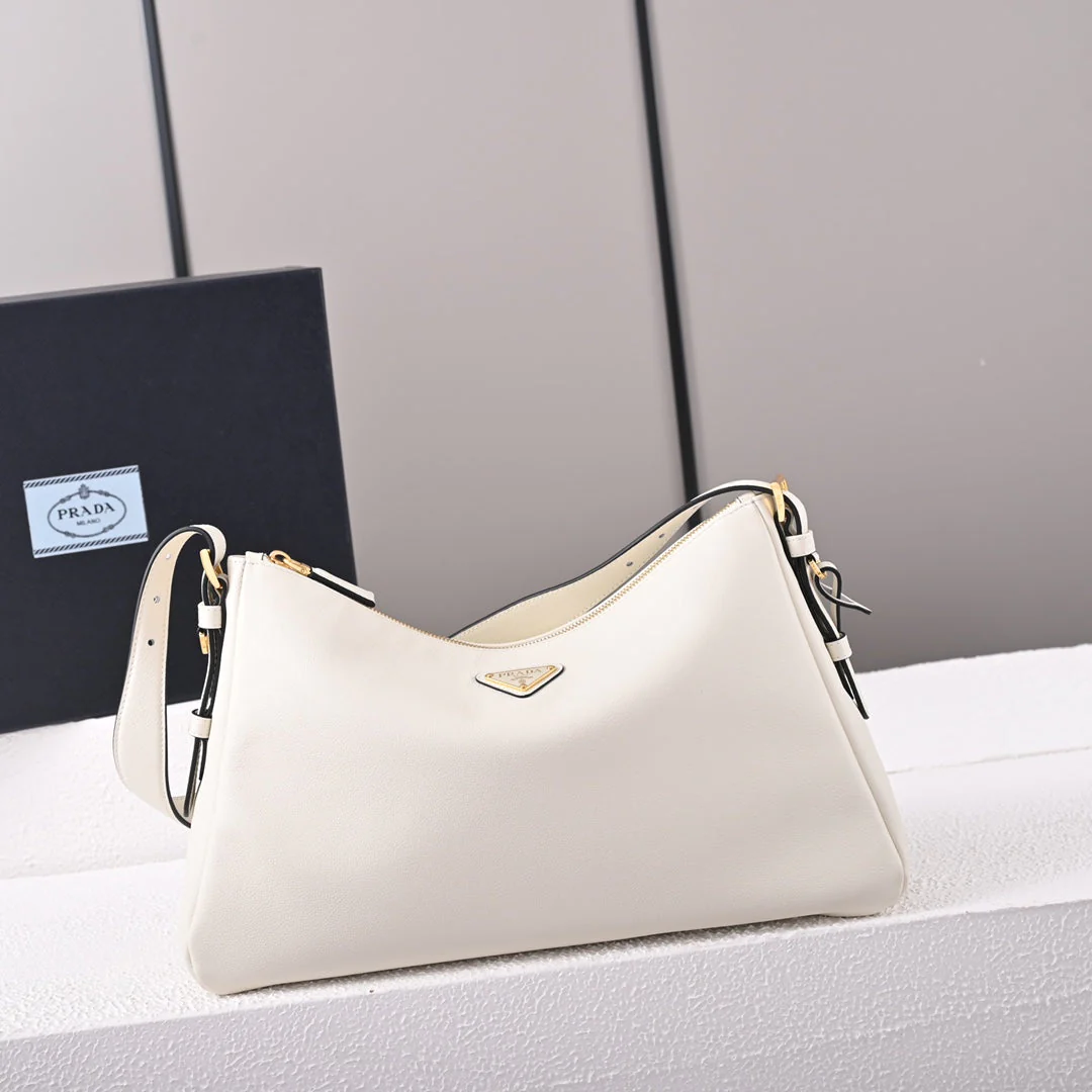 PD  Aimée large leather shoulder bag