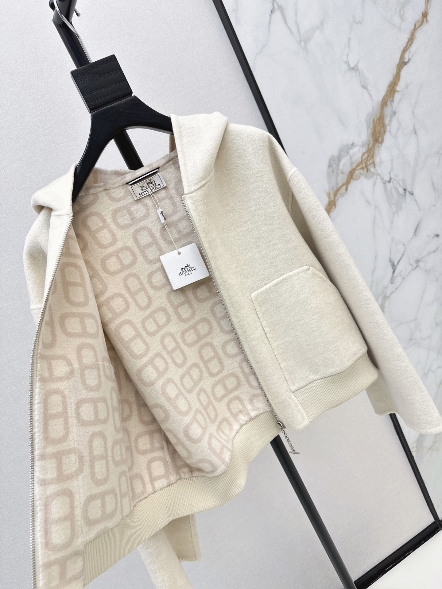 Her 26fw cashmere jacket