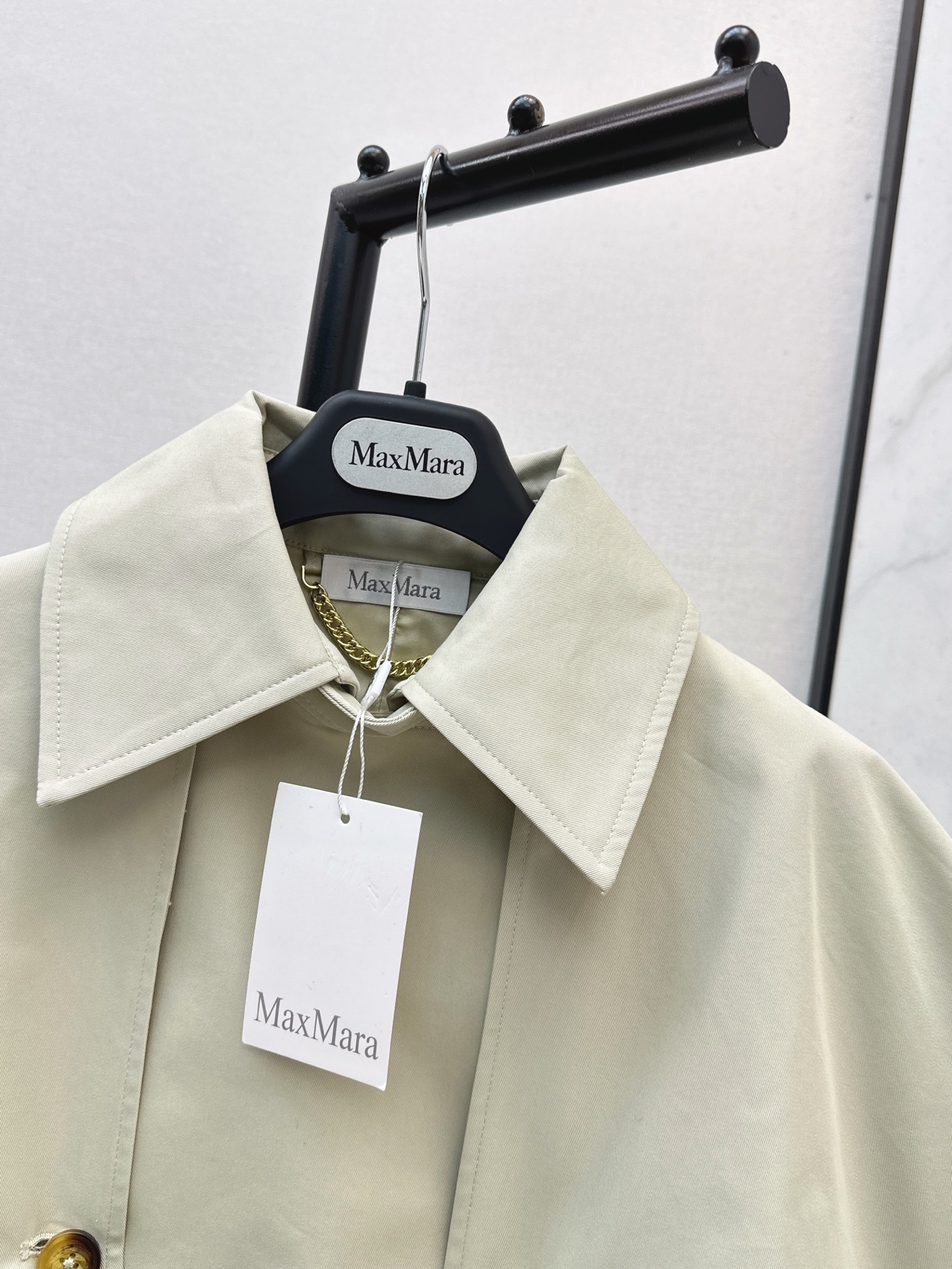 Max 26fw cape cropped trench coats