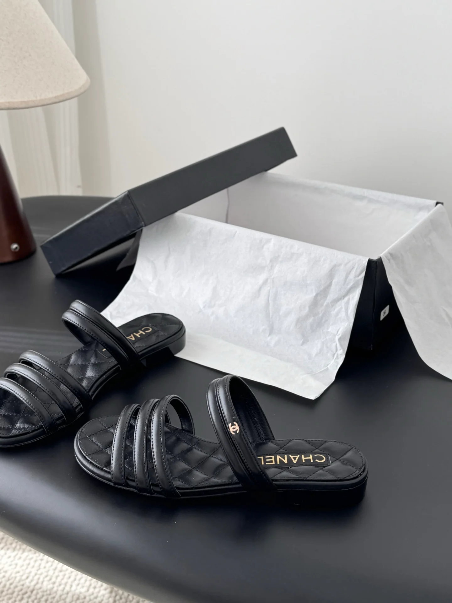 Chan 26ss sandals
