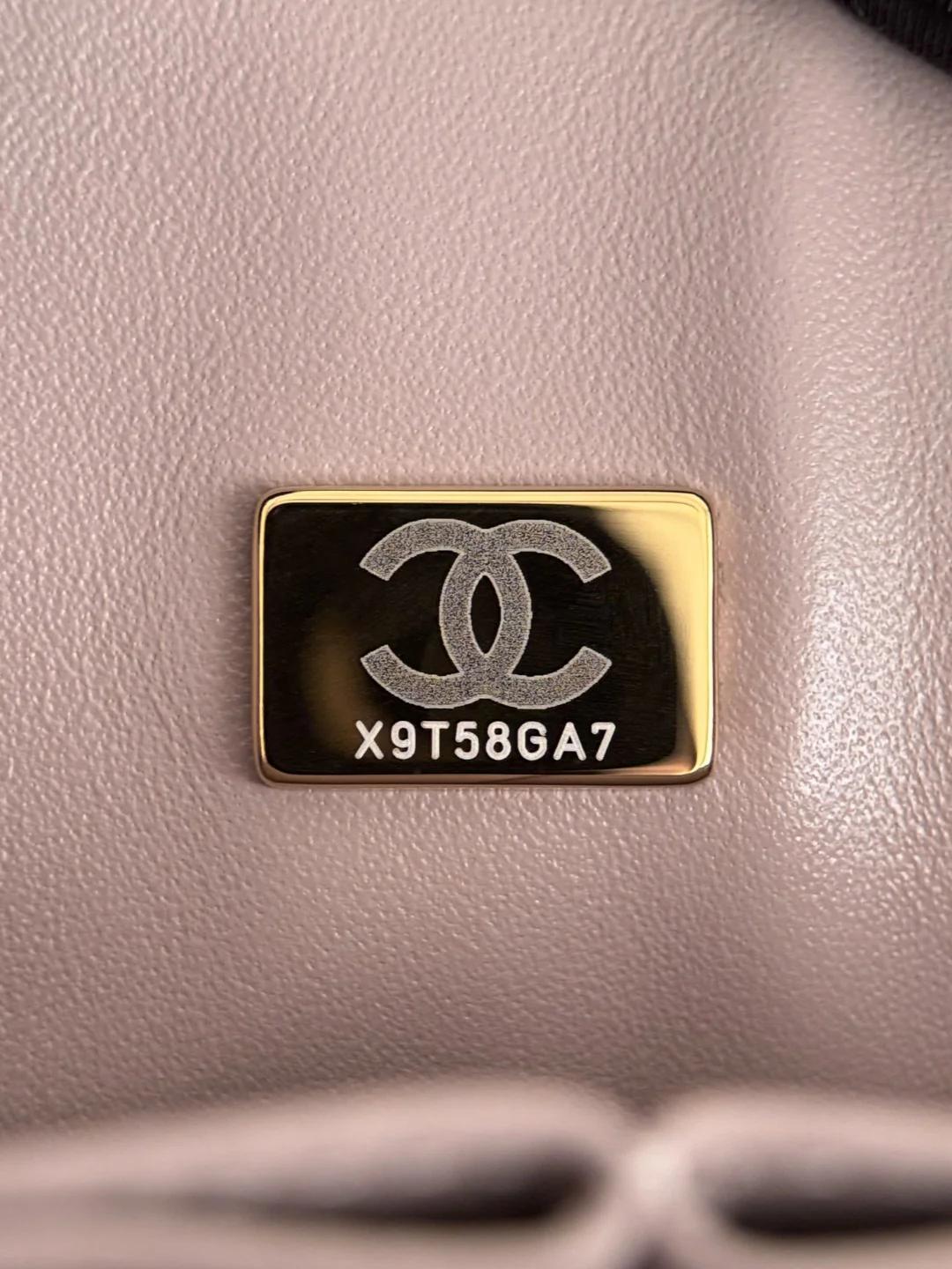 Chan cf23 chain shoulder bag