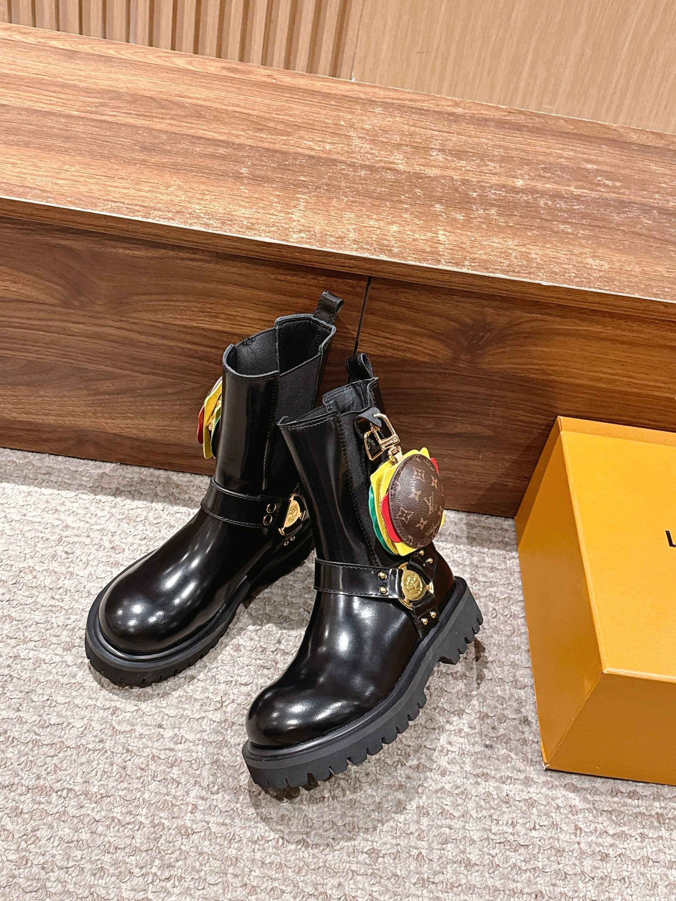 Loui 25fw biker boots