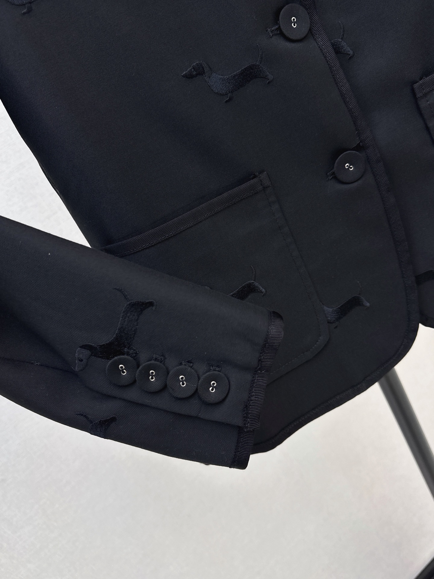 Thom 26fw embroidery blazer