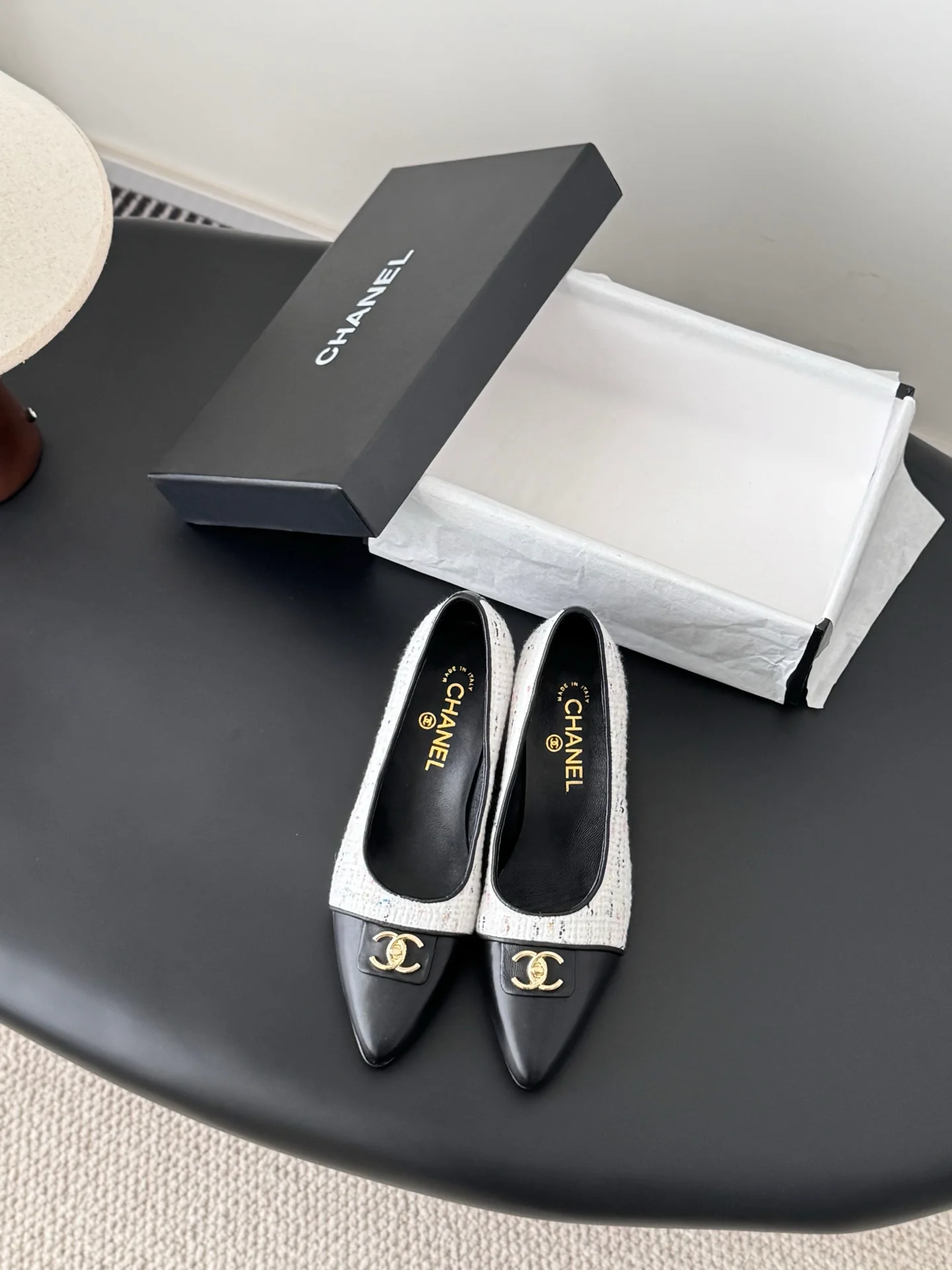 Chan 26ss kitten heel