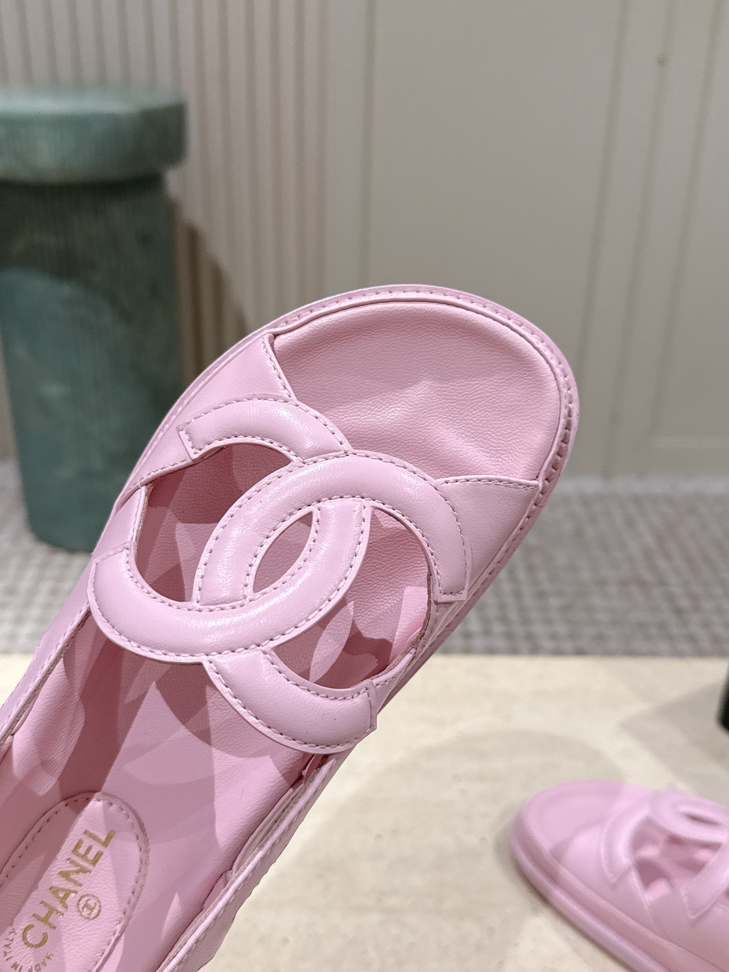Chan 26fw sandals