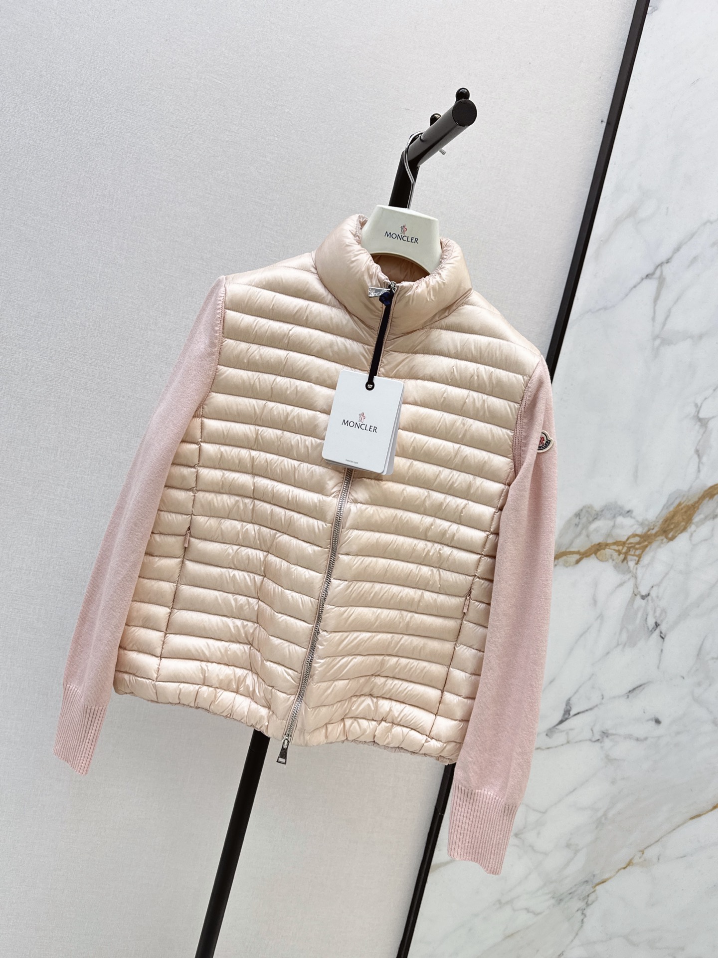 Monc 26fw cropped down jacket