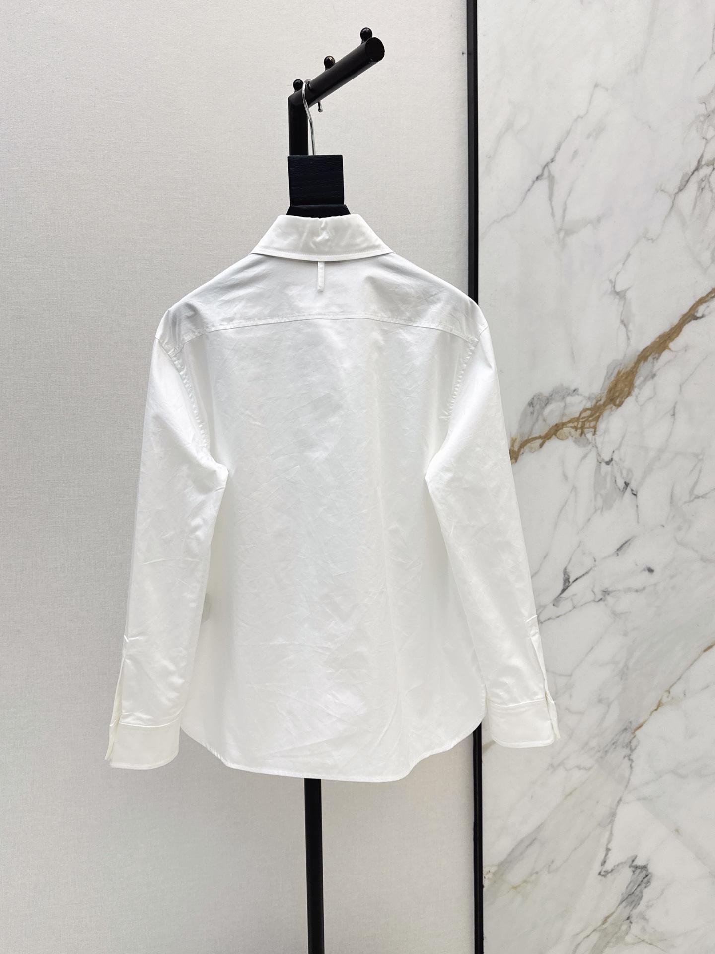 Her 26fw shirt