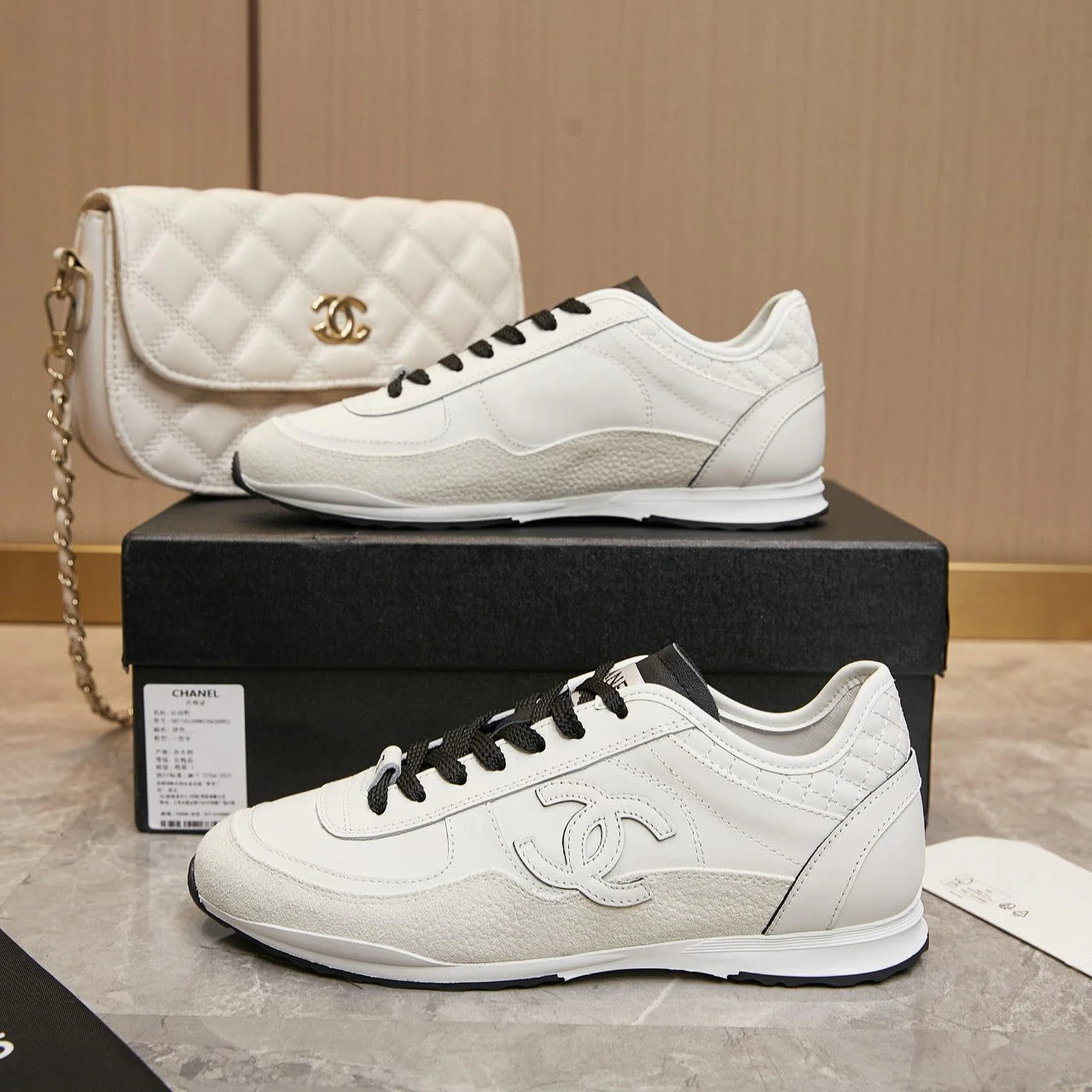 Ch sneakers