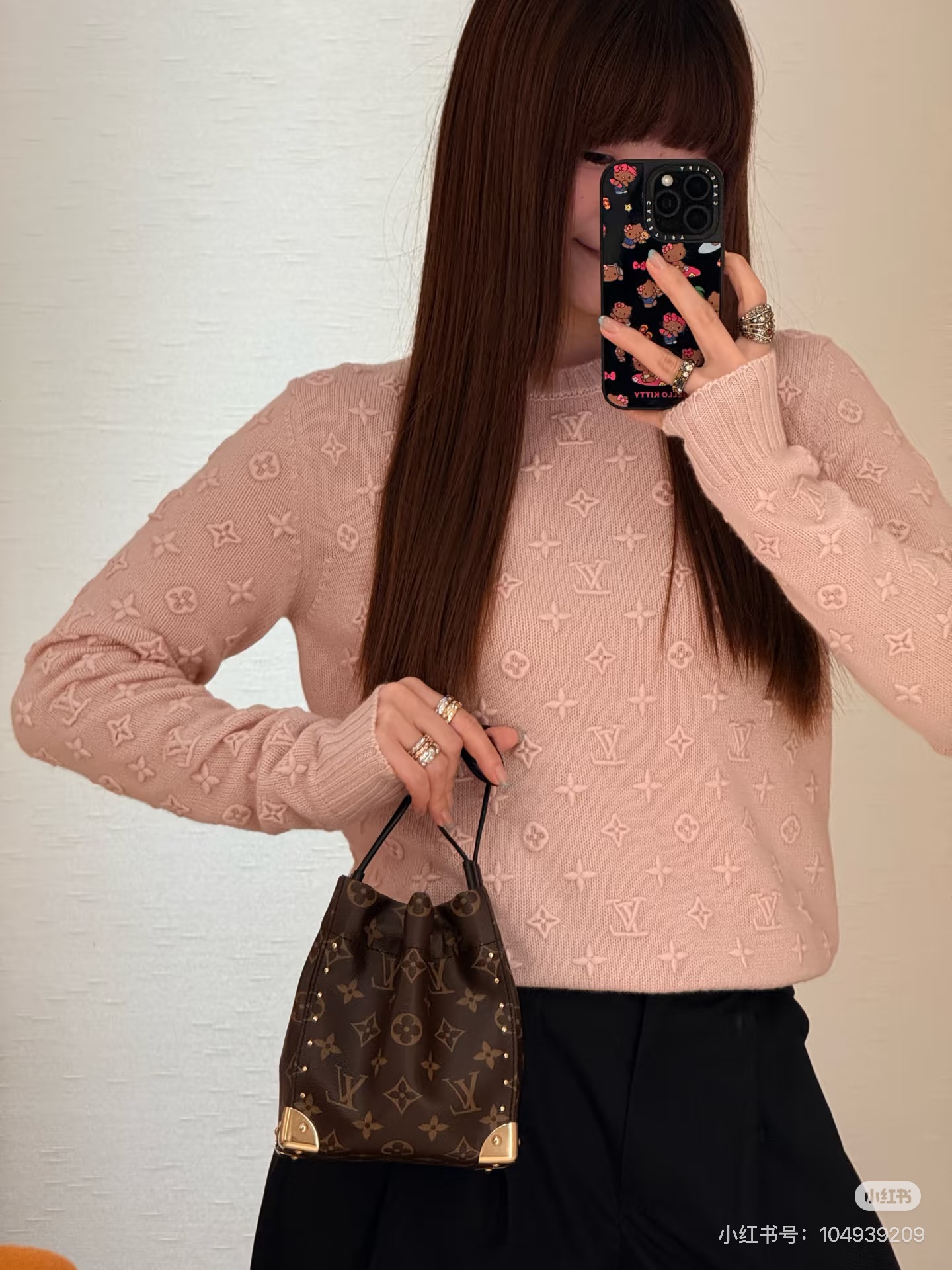 Loui 26fw cashmere sweater