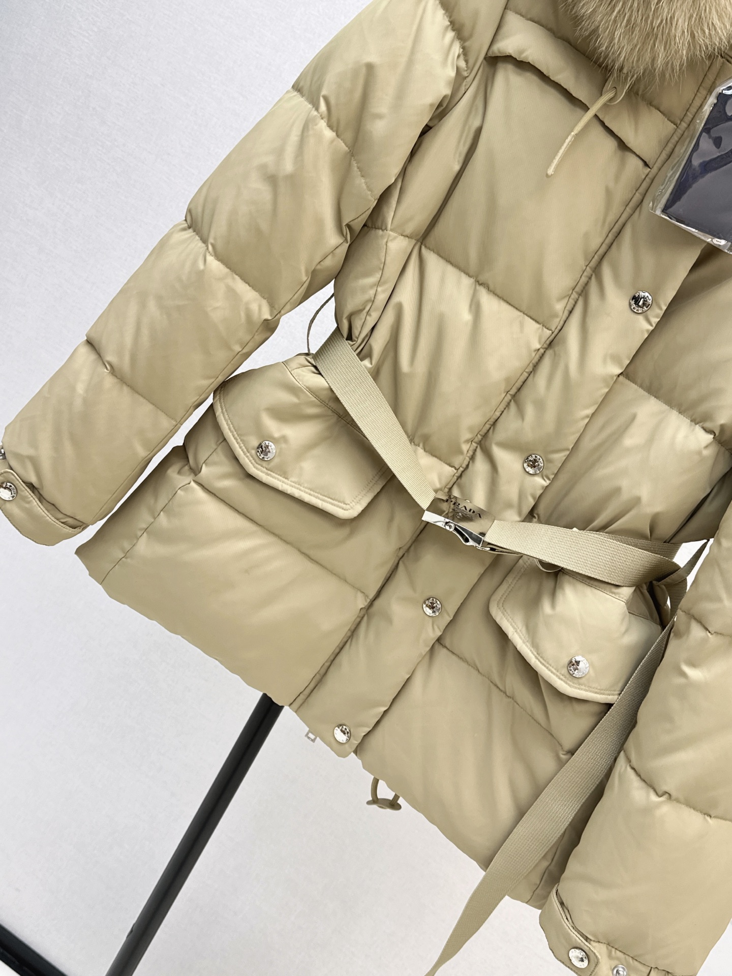 Pra 26fw hooded down jacket