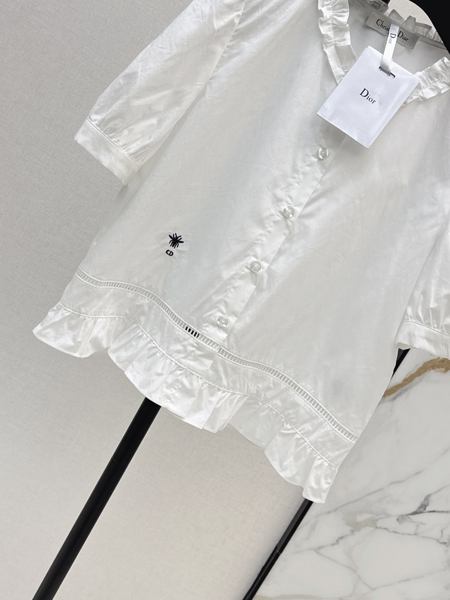 CD 26ss ruffle trim shirt