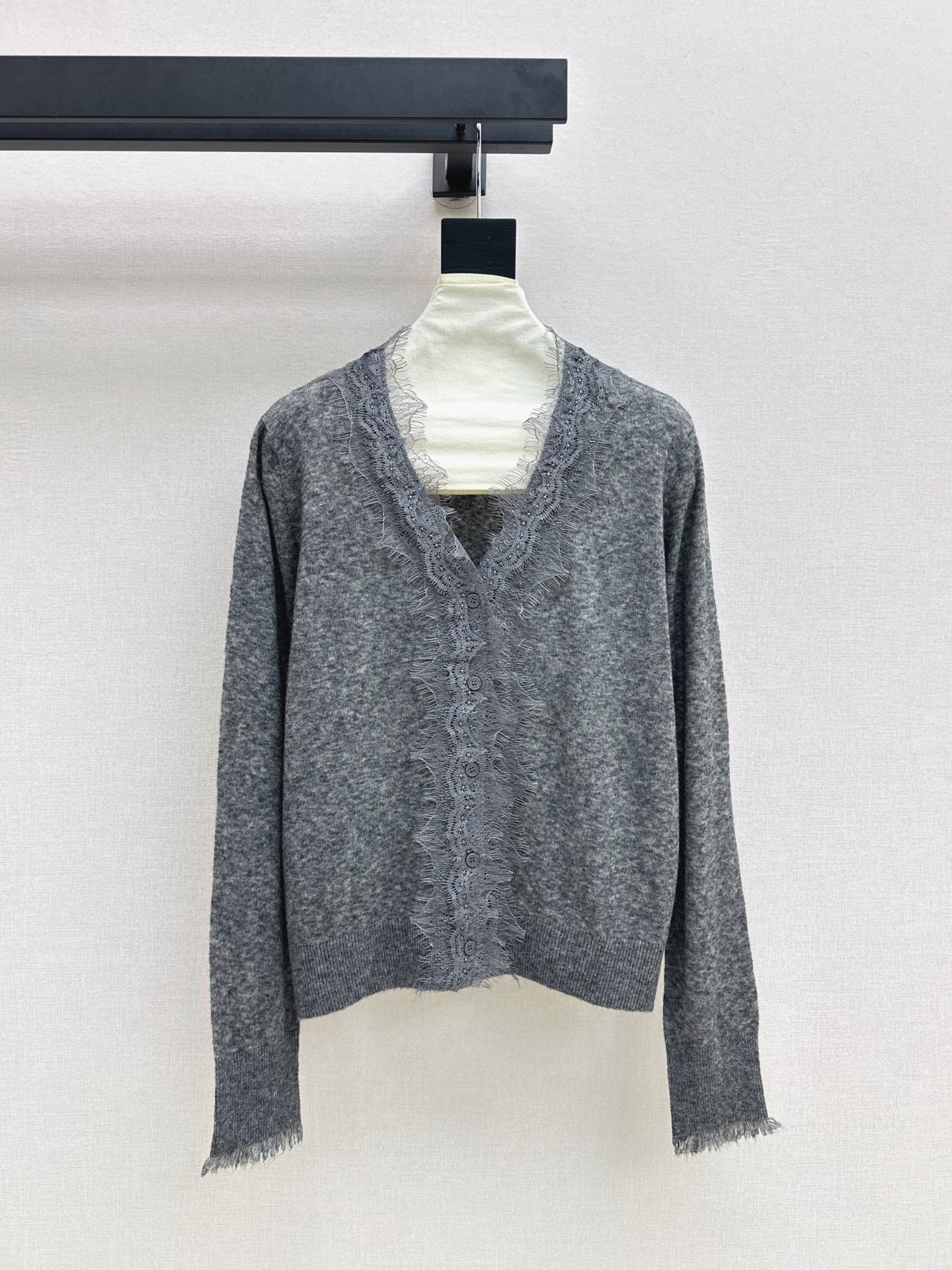 ES 26fw lace contract knit cardigan
