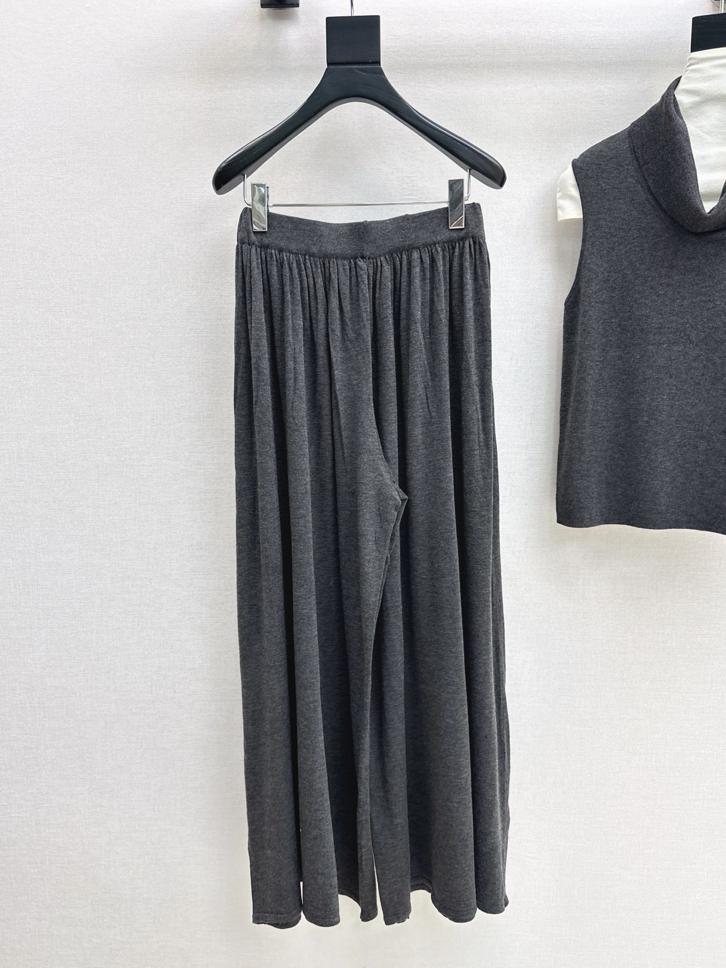 Her 26fw belted knit sleeveless top pants sets
