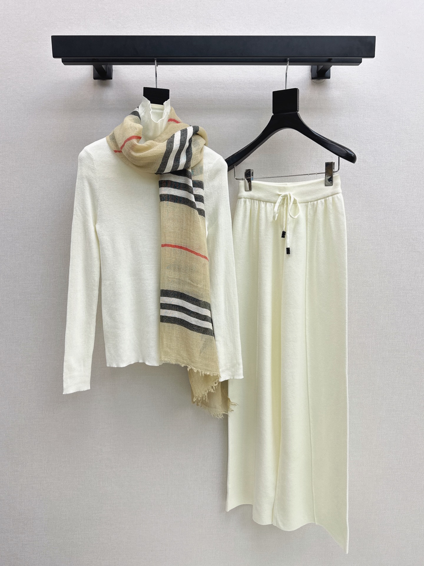 Bur 26fw knit basic tee check shawls pants set