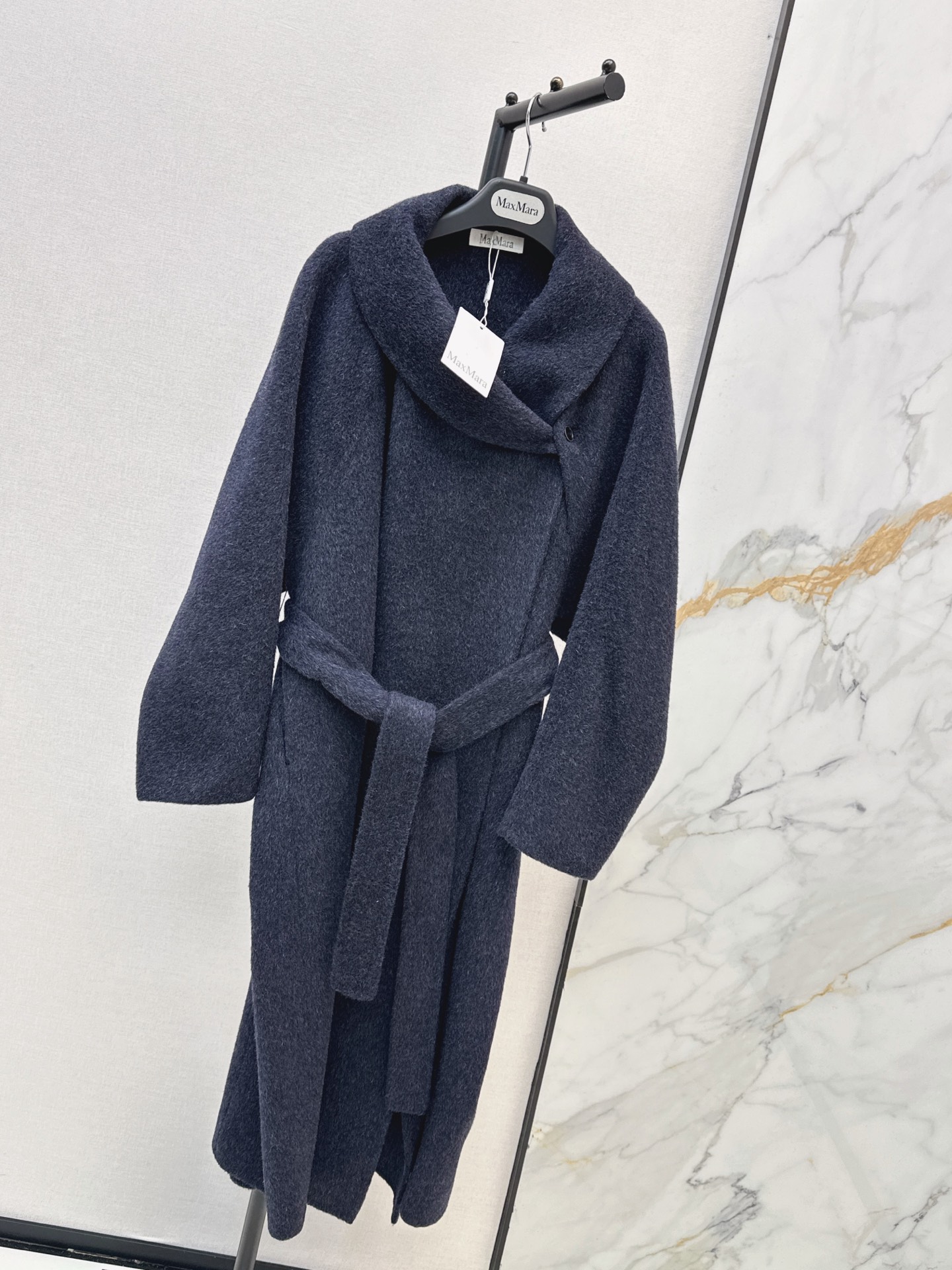 Max 26fw woolen belted overcoats