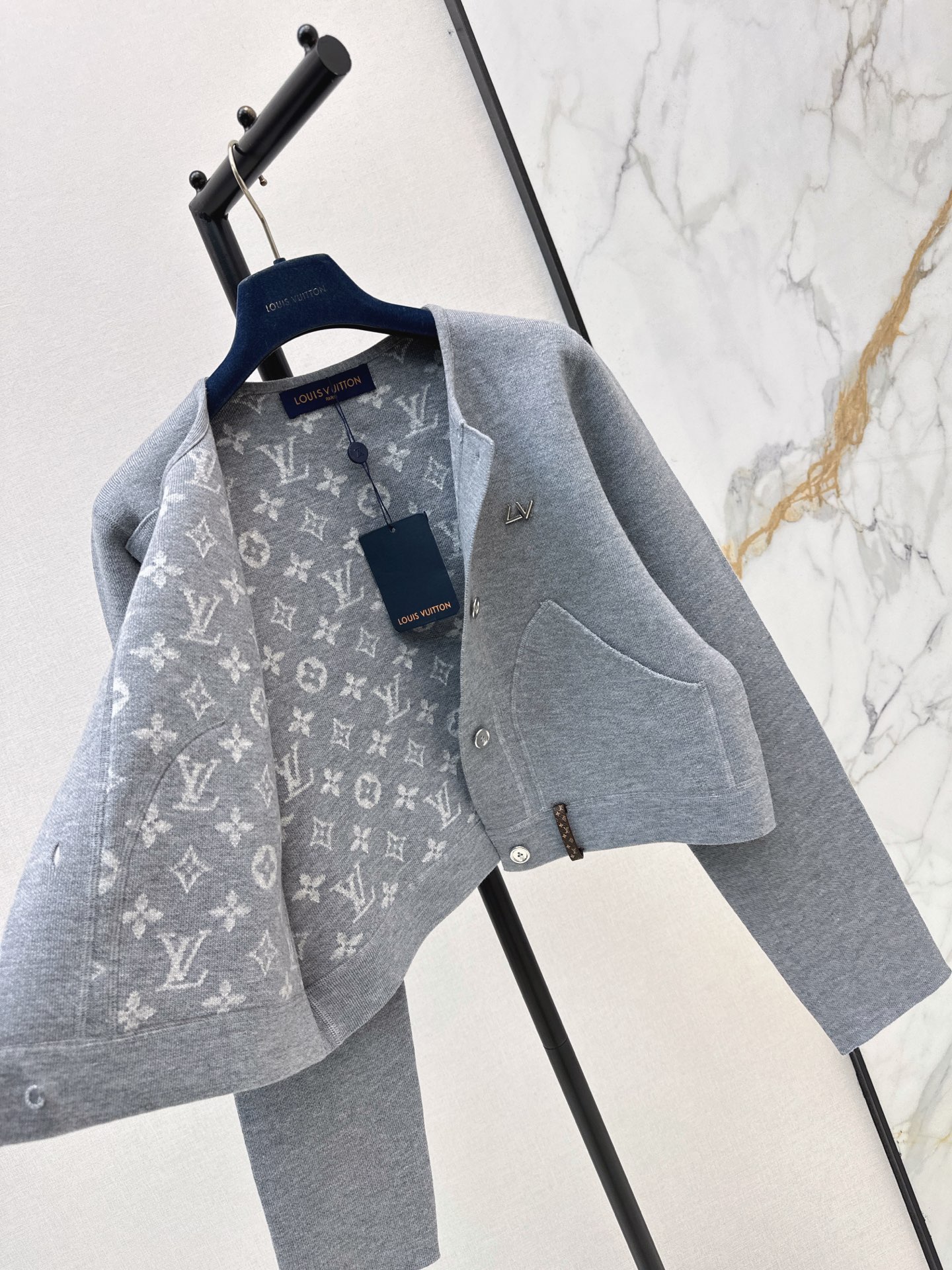 Loui 26fw scraf-collar knit jacket