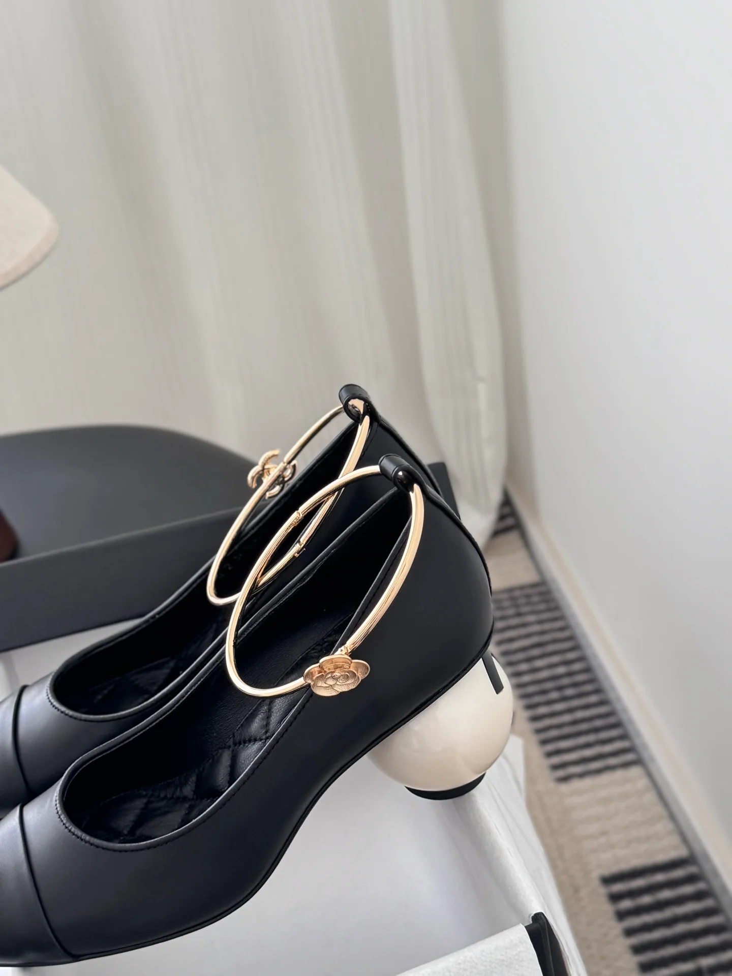 Chan 25fw chunky heels