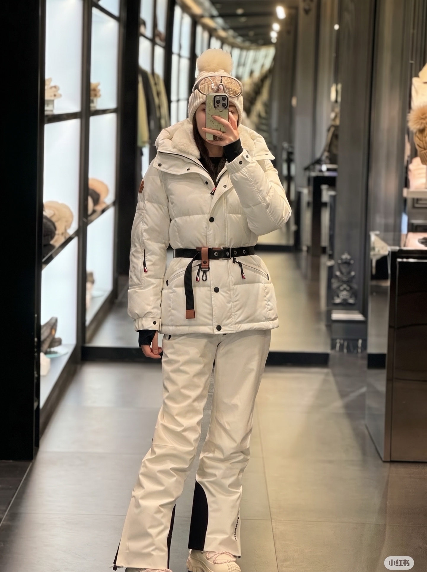 Monc 26fw hoode ski down jacket