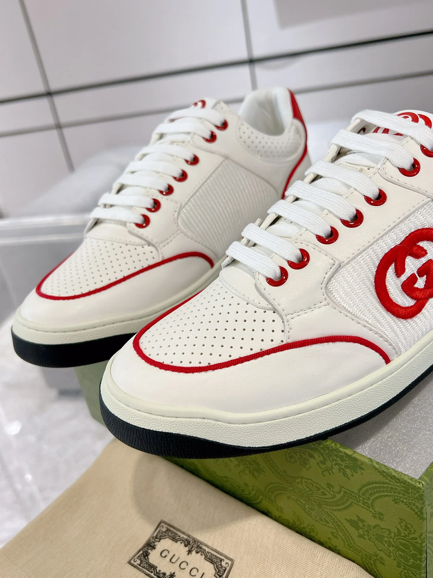 Gucc 25fw casual sneaker