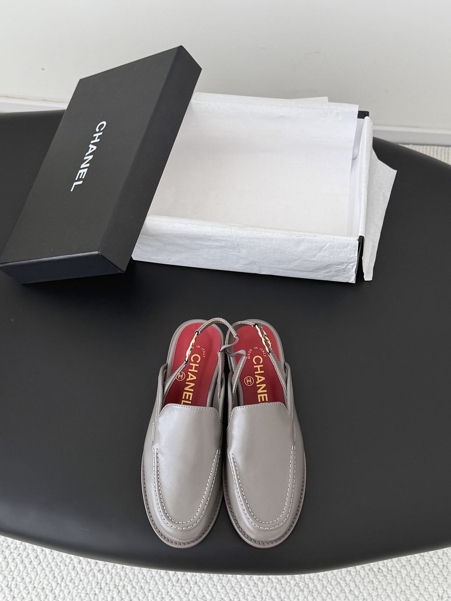 Chan 26ss slingback loafers