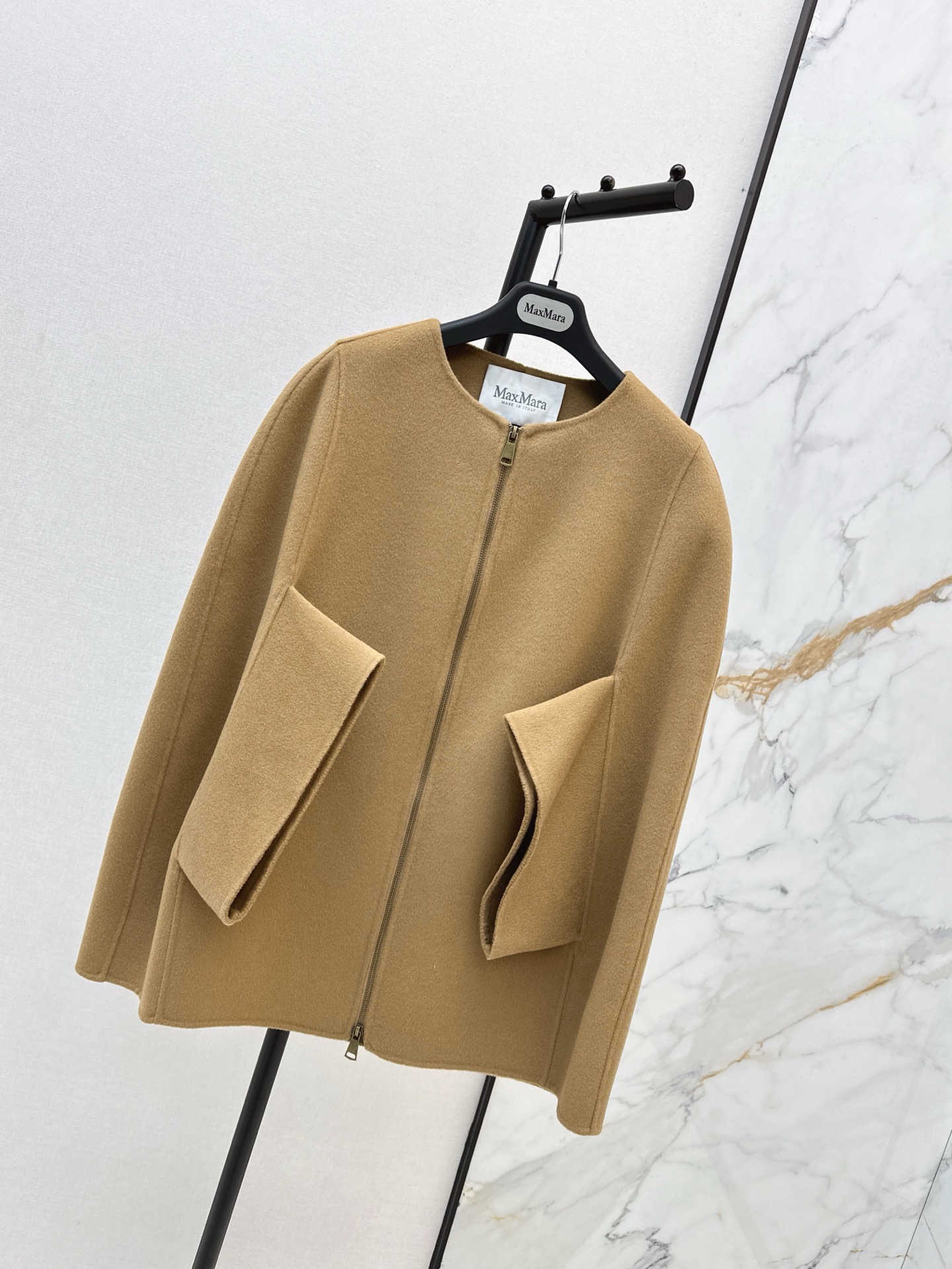 Max 26fw dolman sleeve overcoats